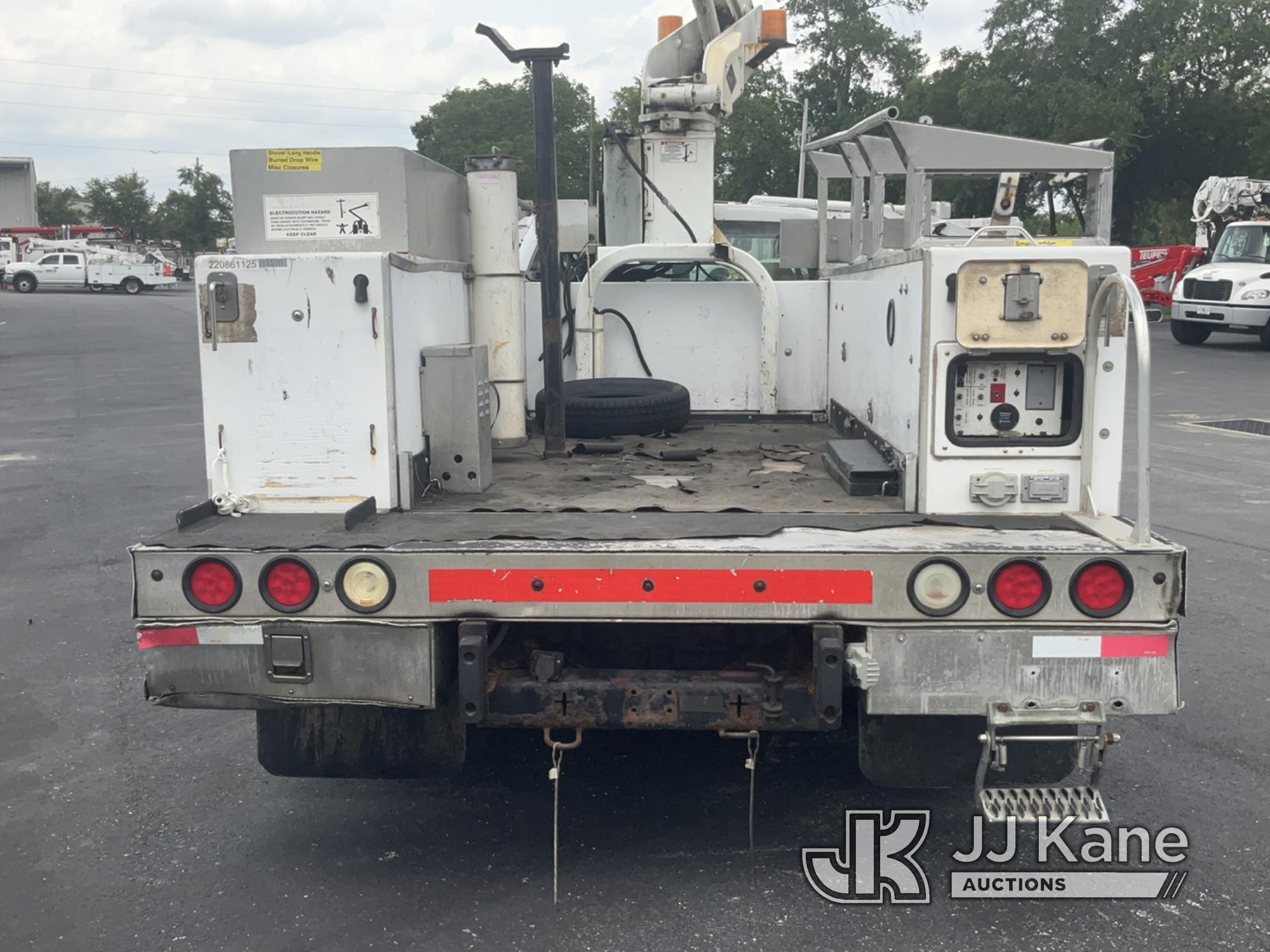 (Tampa, FL) Versalift TEL29N, Telescopic Non-Insulated Bucket Truck mounted behind cab on 2008 Ford