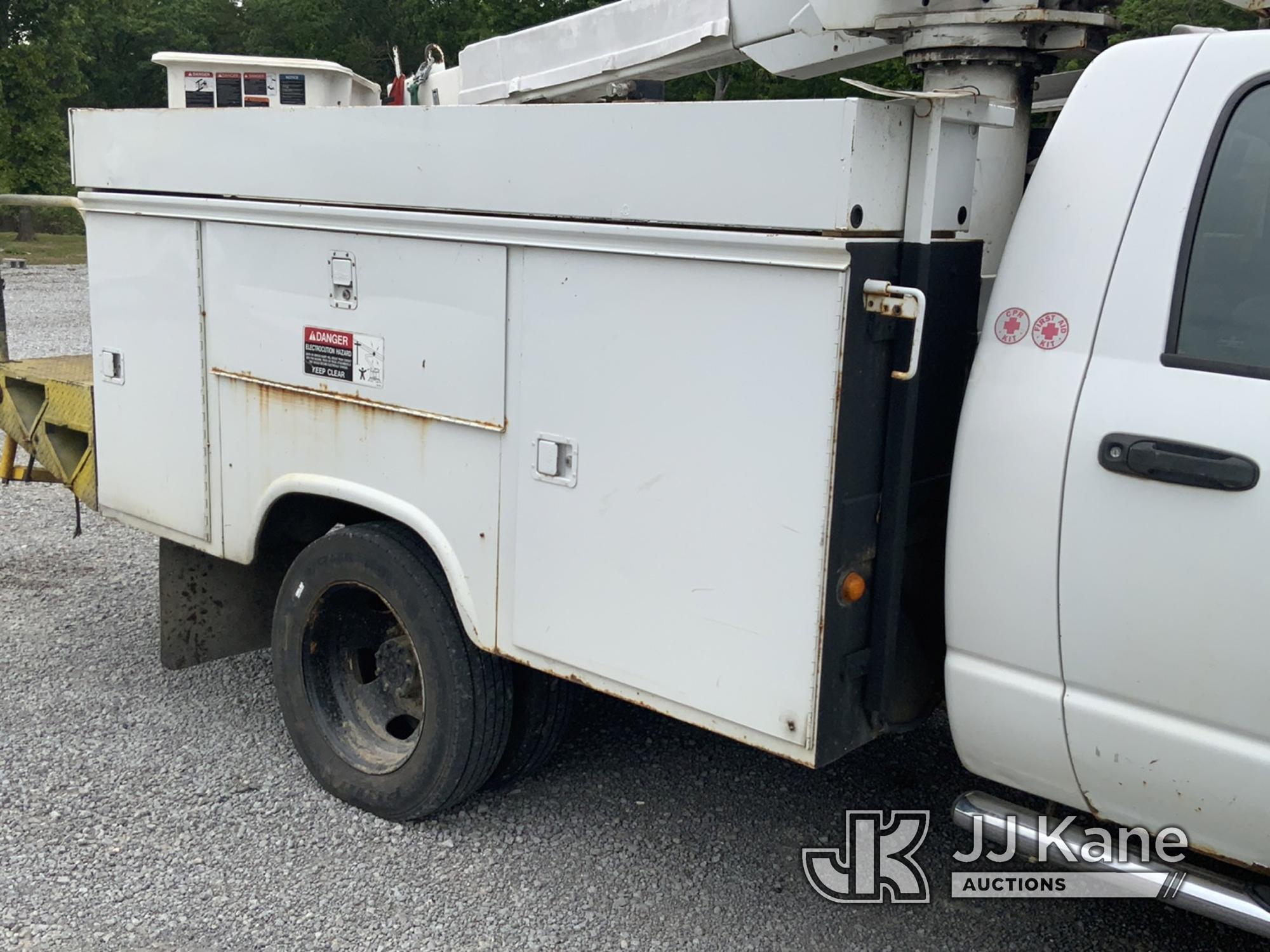 (New Tazewell, TN) Altec AT37G, Articulating & Telescopic Bucket Truck mounted behind cab on 2010 Do