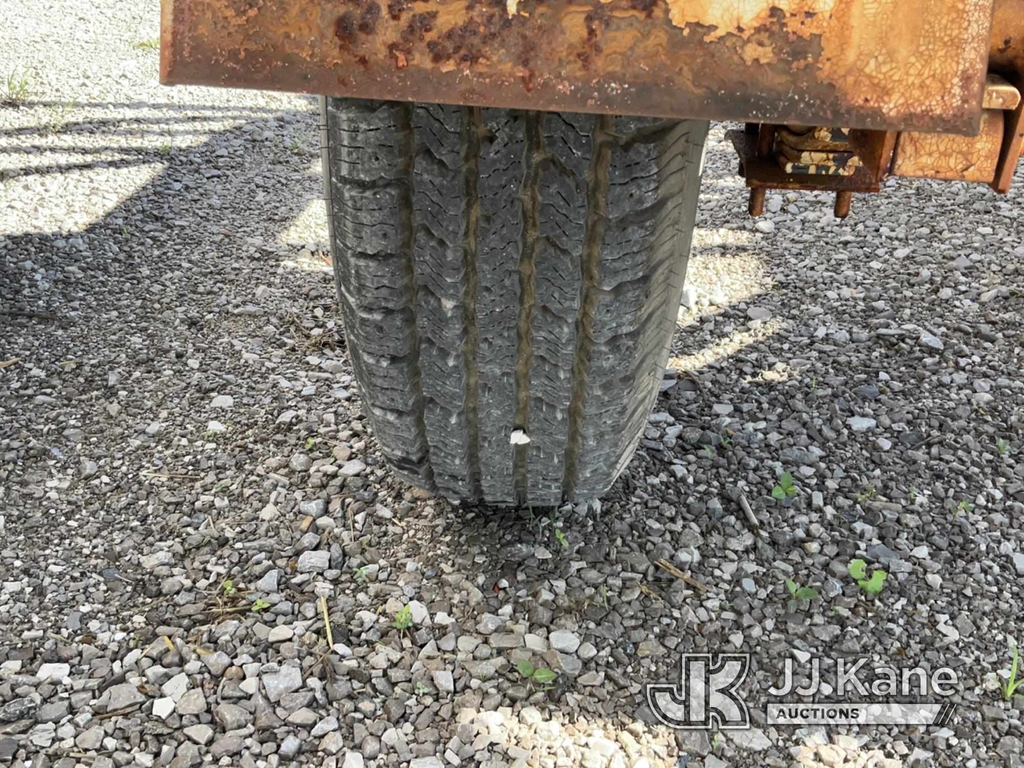 (Verona, KY) 2000 Kiefer-Built IRH300 Rotating Reel Trailer Rust Damage