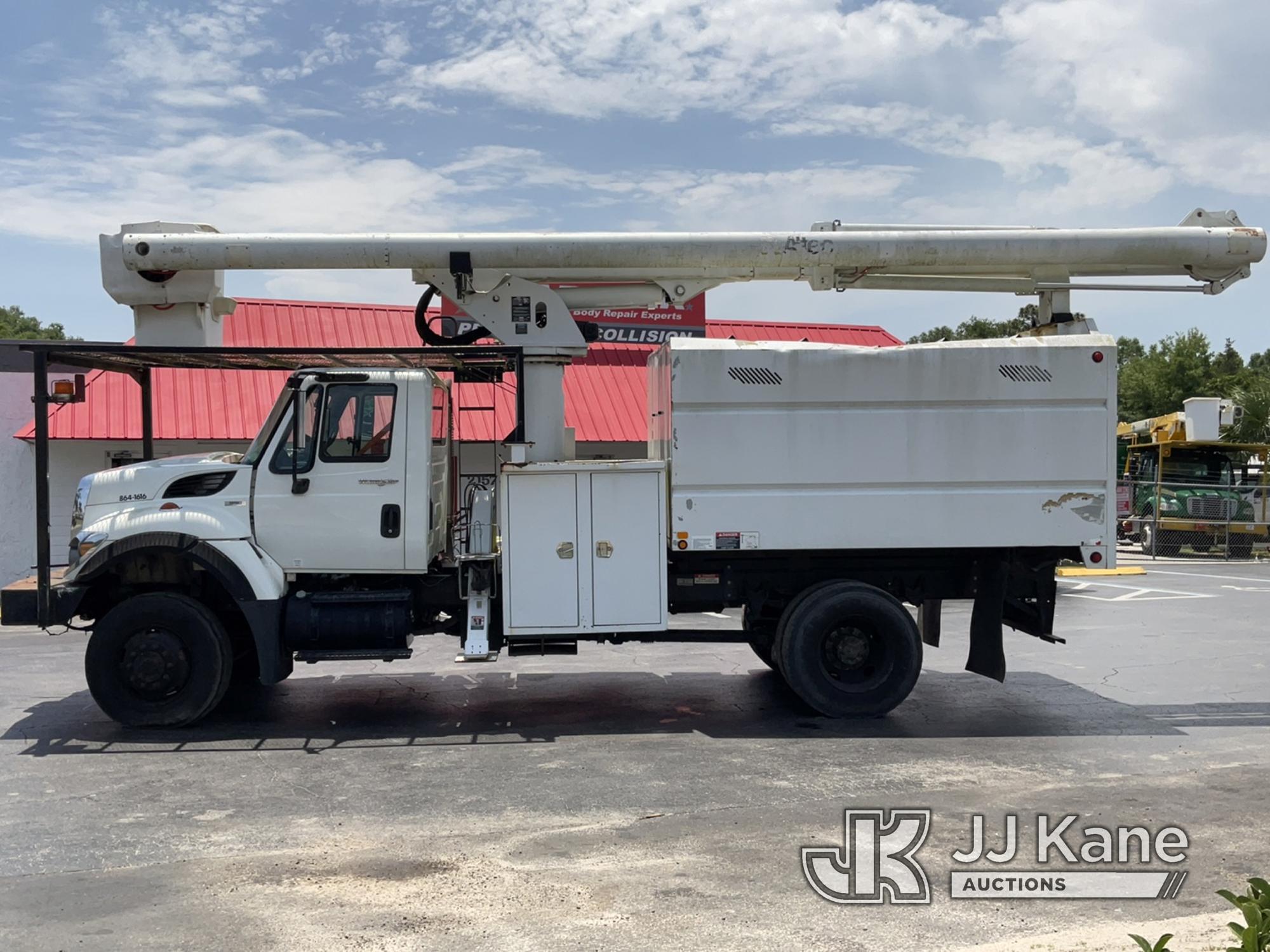 (Ocala, FL) Altec LRV58, Over-Center Bucket Truck mounted behind cab on 2011 International 7400 4x4