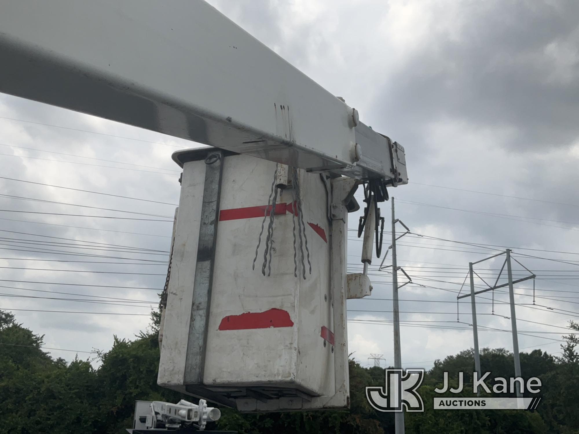 (Tampa, FL) Versalift TEL29N, Telescopic Non-Insulated Bucket Truck mounted behind cab on 2008 Ford