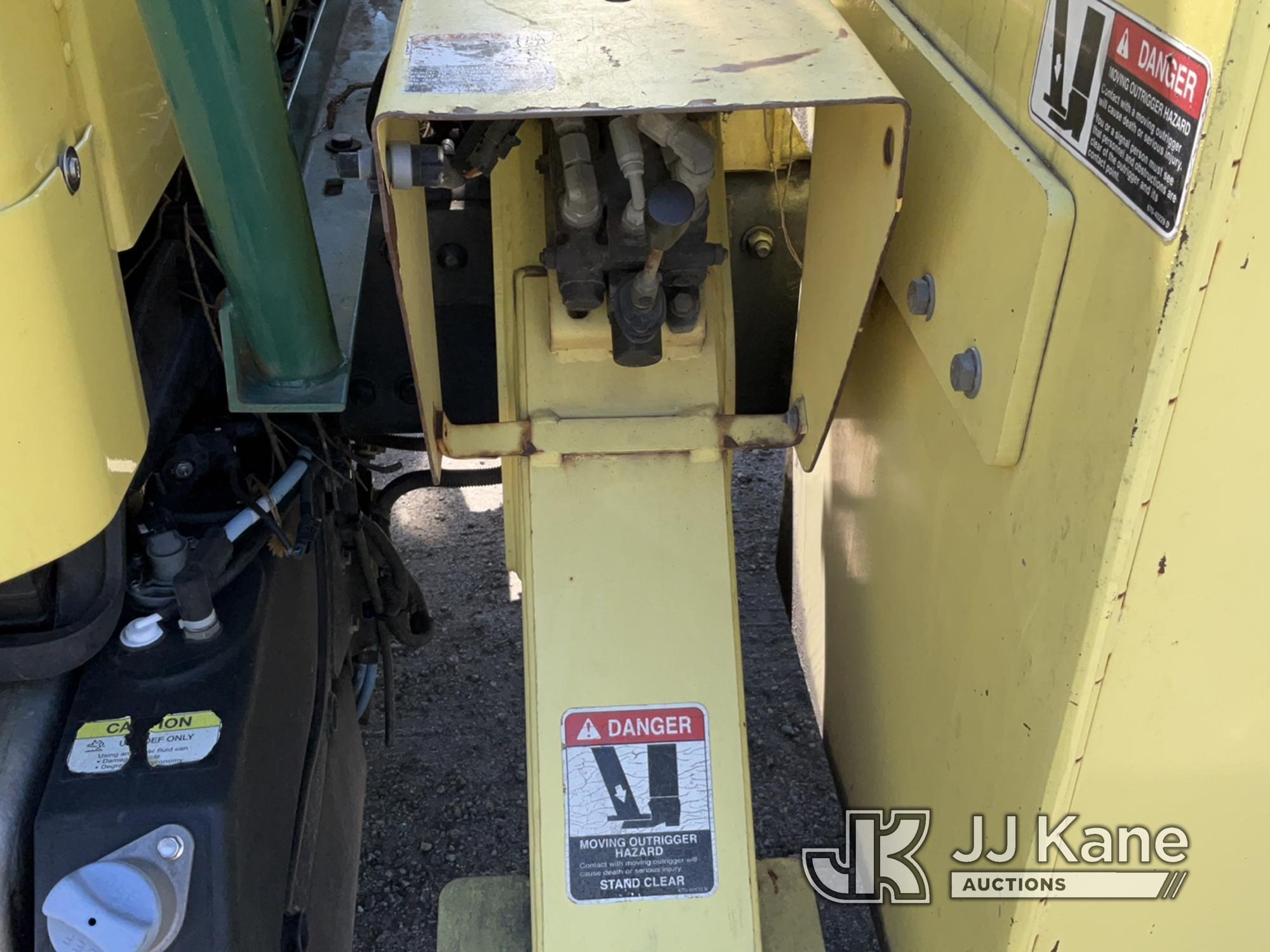 (Florence, SC) Altec LR760, Over-Center Bucket mounted behind cab on 2013 Freightliner M2 Chipper Du