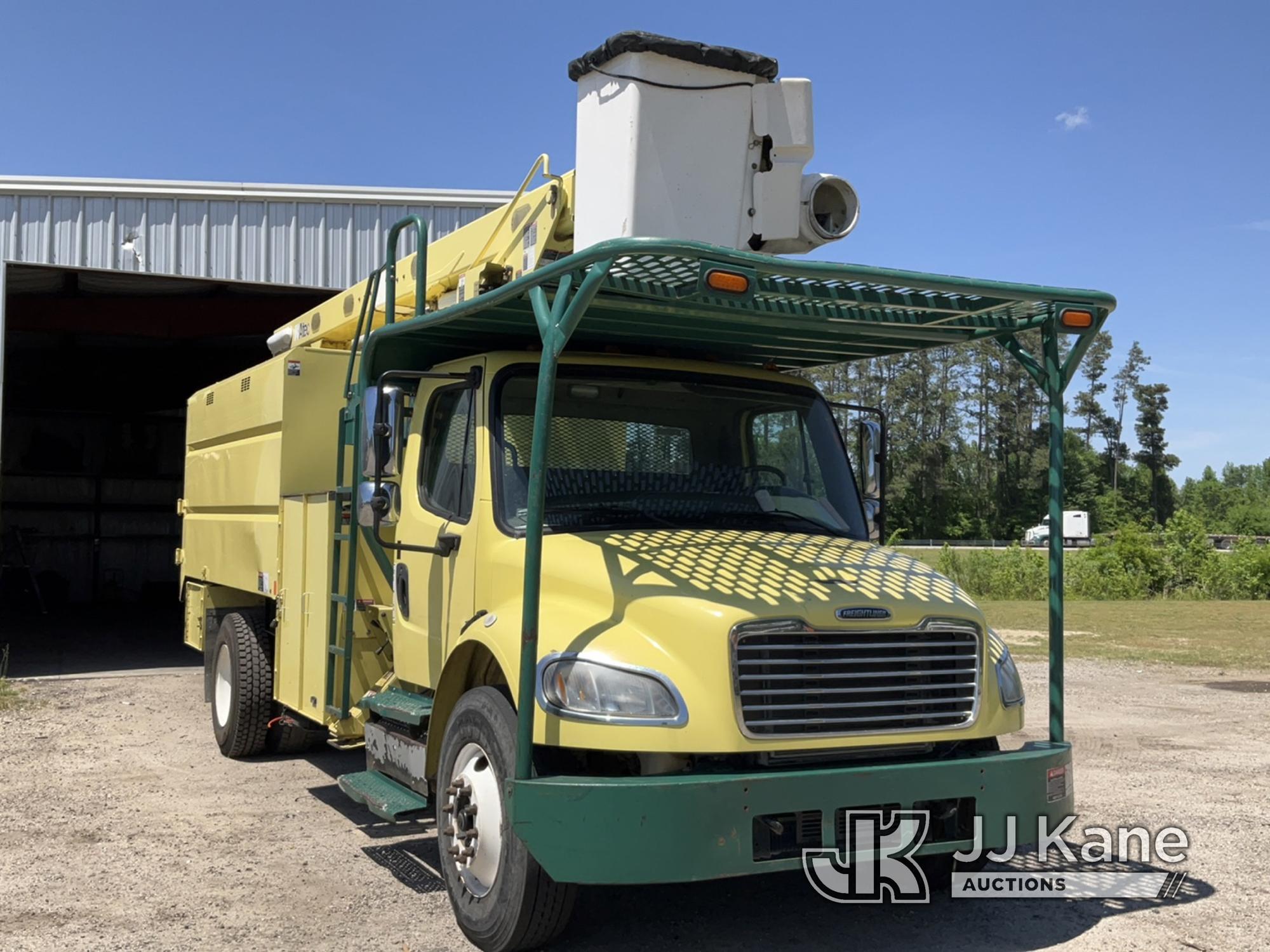 (Florence, SC) Altec LR760, Over-Center Bucket mounted behind cab on 2013 Freightliner M2 Chipper Du