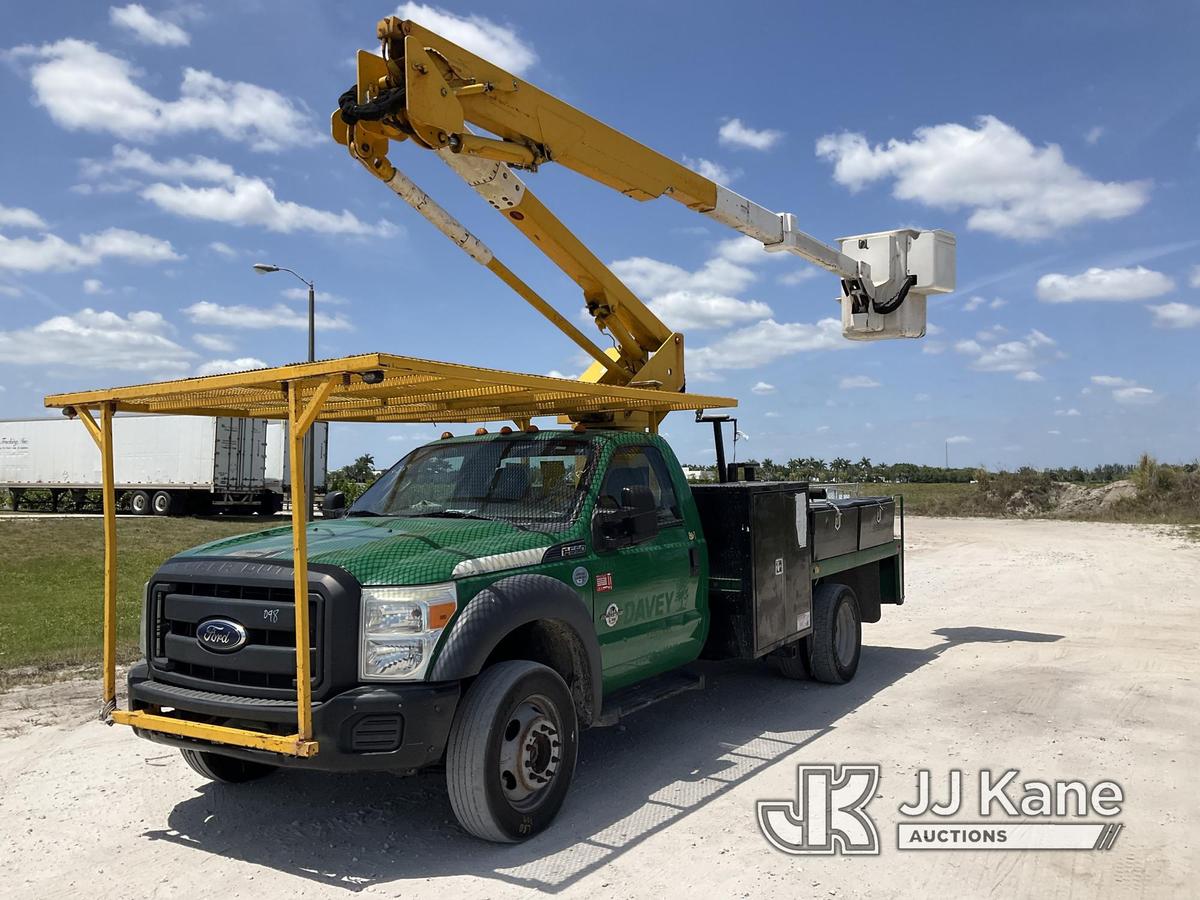 (Westlake, FL) Terex/HiRanger LT40, Articulating & Telescopic Bucket mounted behind cab on 2015 Ford