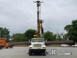 (New Tazewell, TN) Terex/Telelect Commander 4047, Digger Derrick rear mounted on 2000 International