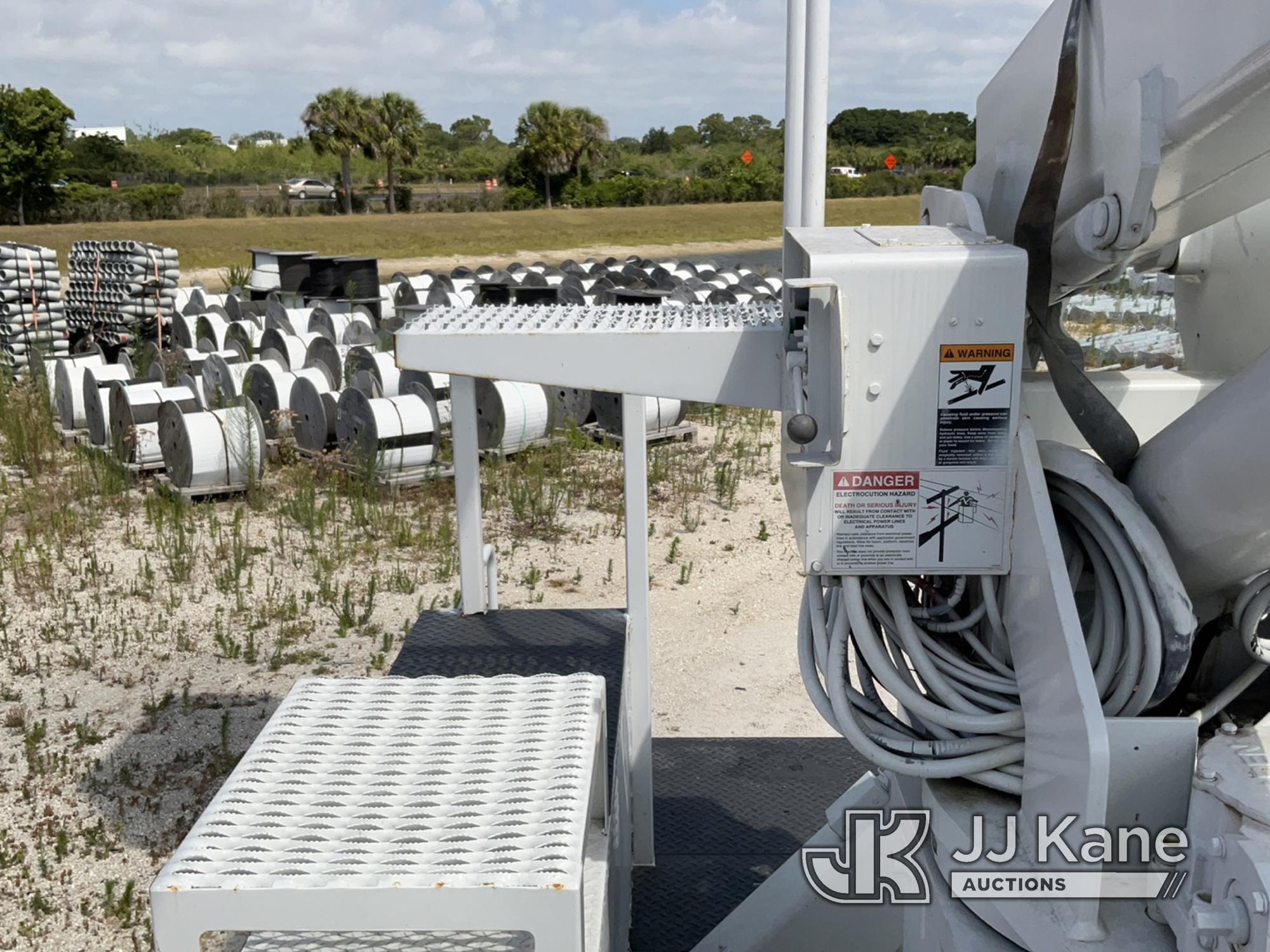 (Sarasota, FL) Terex/Telelect Hi-Ranger 5TC-55, Material Handling Bucket Truck rear mounted on 2014