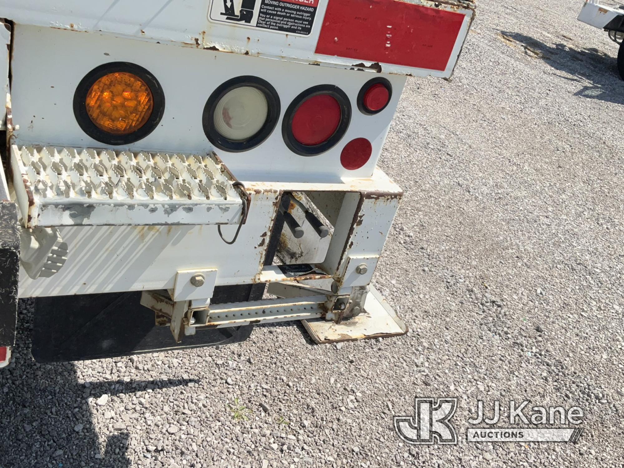 (Verona, KY) Altec DM47TR, Digger Derrick rear mounted on 2010 Freightliner M2 106 Utility Truck, (D