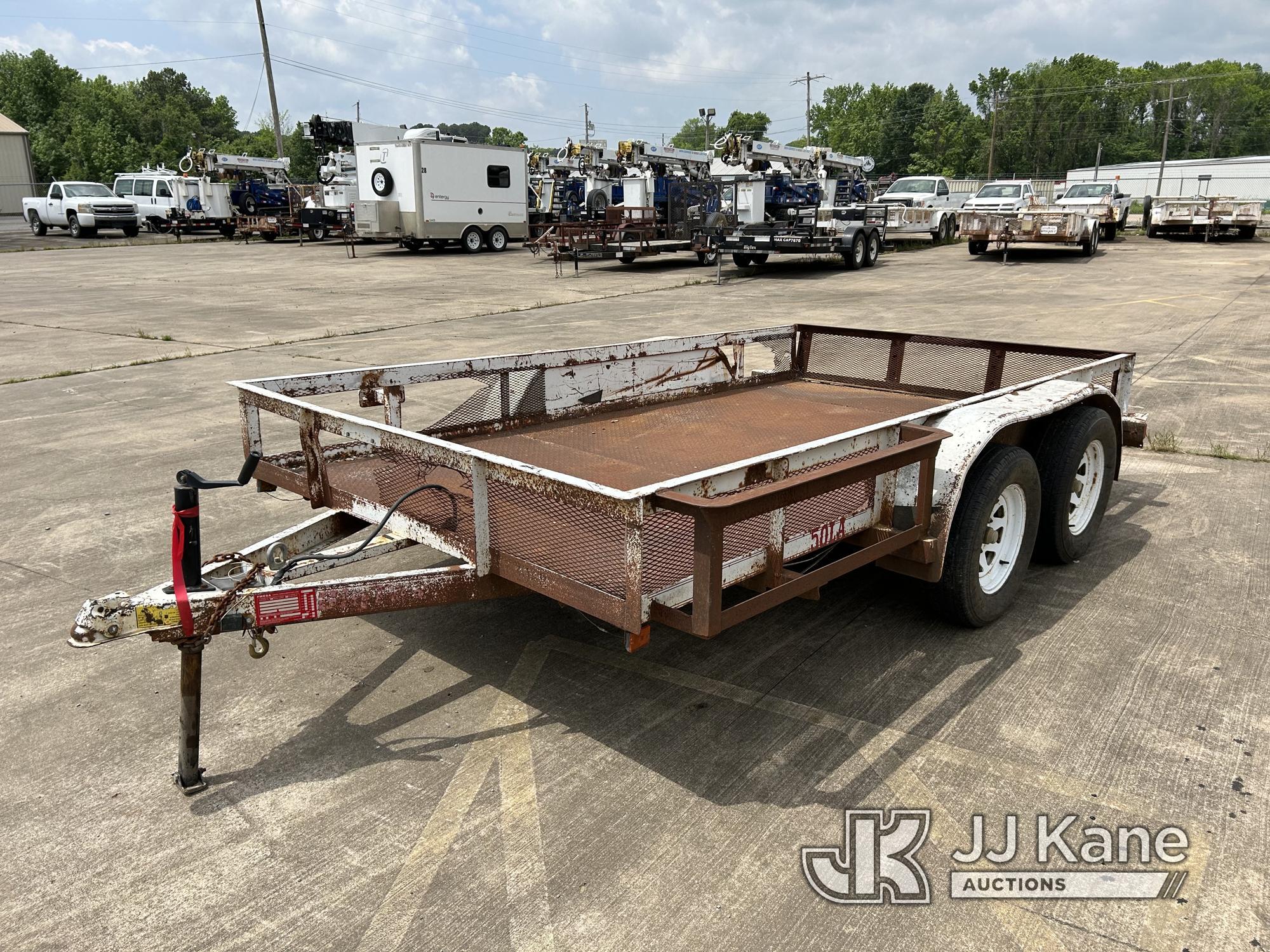 (Conway, AR) 2002 Big Tex Material Trailer 7-Way Round RV Trailer Plug, Broken Taillight