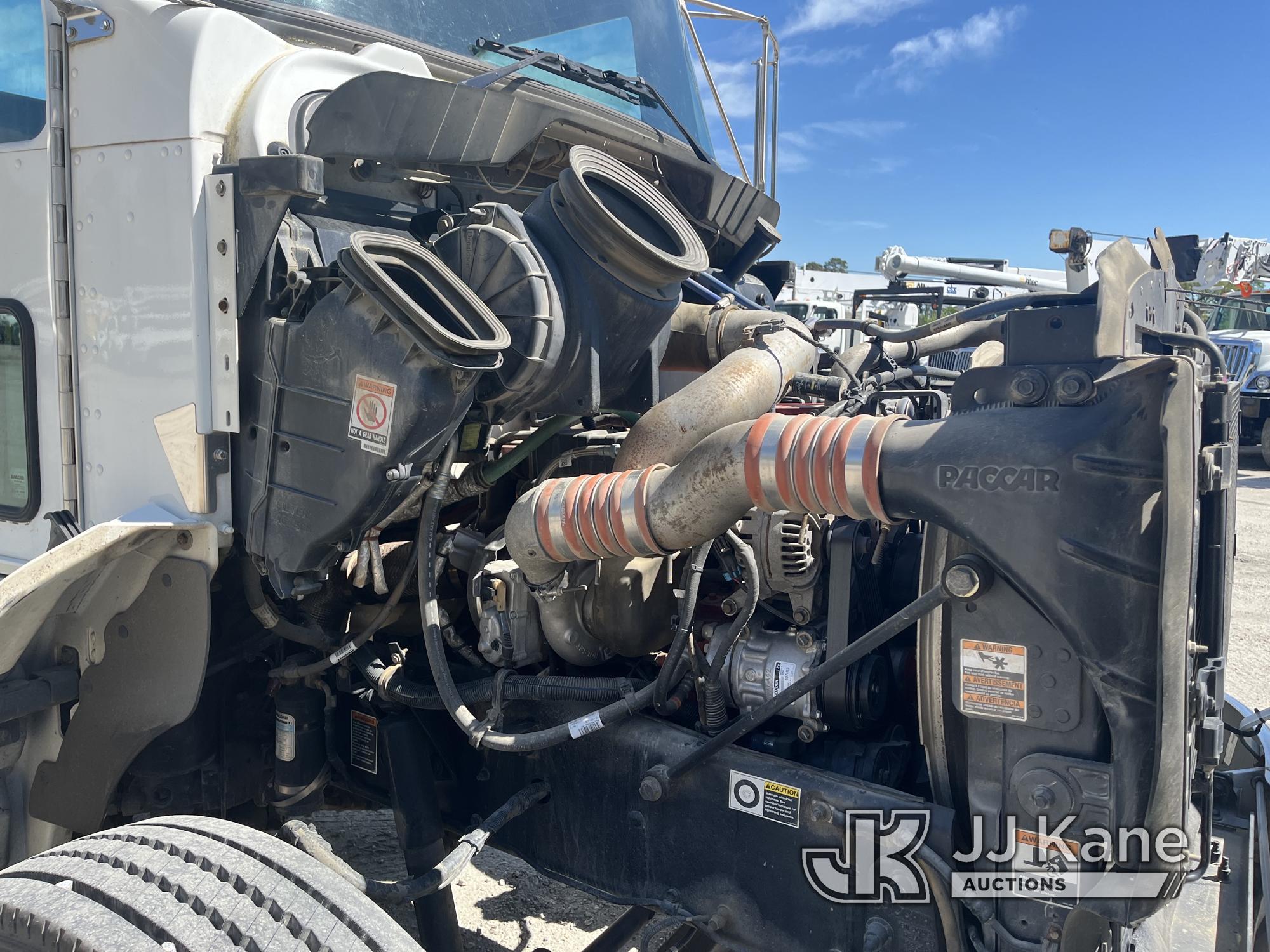 (Chester, VA) Altec AA55-MH, Material Handling Bucket Truck rear mounted on 2018 Kenworth T300 Utili