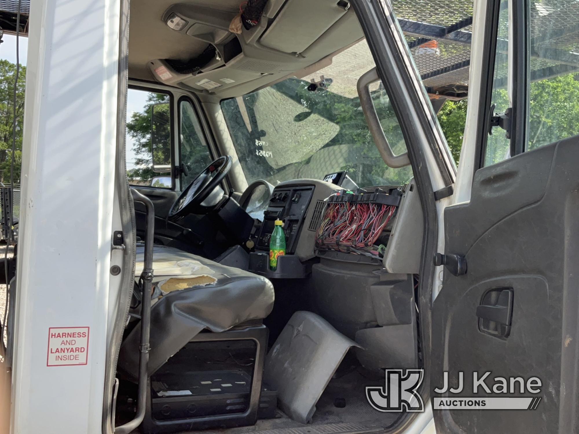 (Charlotte, NC) Altec AA755, Bucket Truck rear mounted on 2013 International 4300 Utility Truck Runs