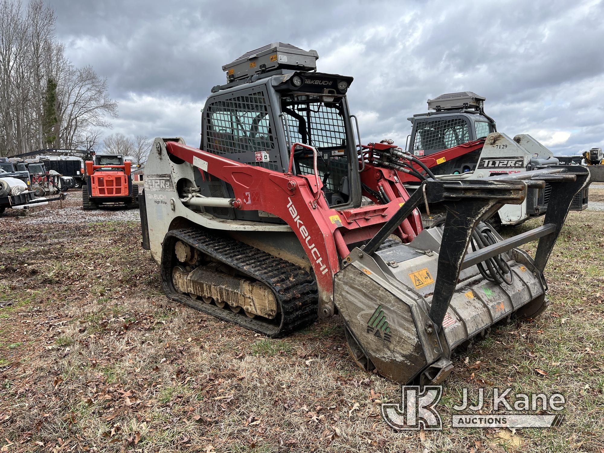 (Wakefield, VA) 2018 Takeuchi TL12R-2 High Flow Crawler Shredder/Mulcher Runs, Moves, Operates) ( En