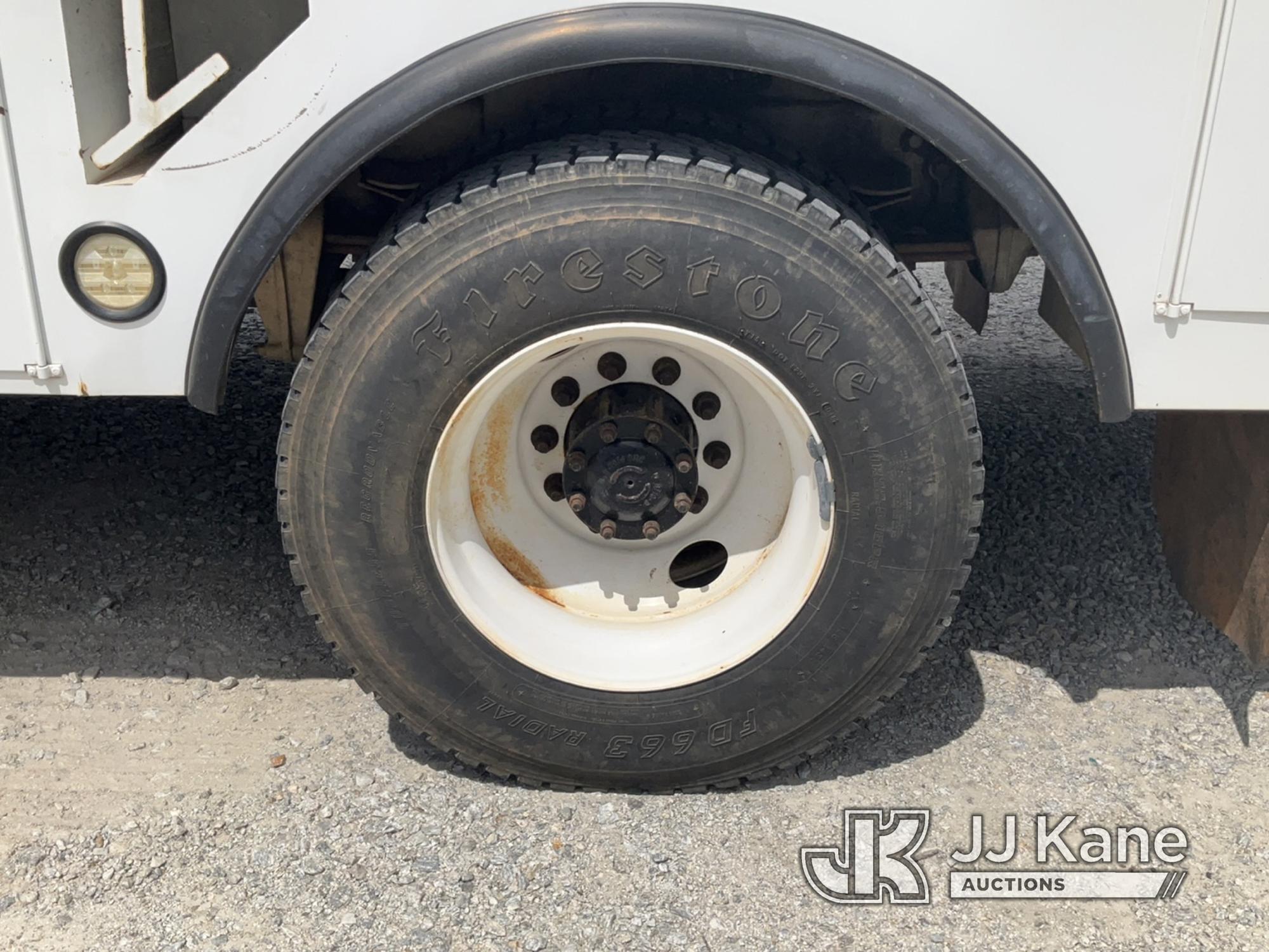 (Villa Rica, GA) Altec AA755-MH, Material Handling Bucket Truck rear mounted on 2011 Freightliner M2