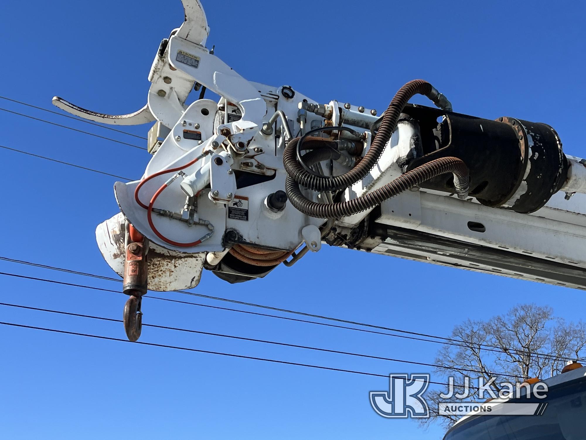 (Charlotte, NC) Altec DM47-B, Digger Derrick , 2009 Freightliner M2 106 Utility Truck Duke Unit) (Ru