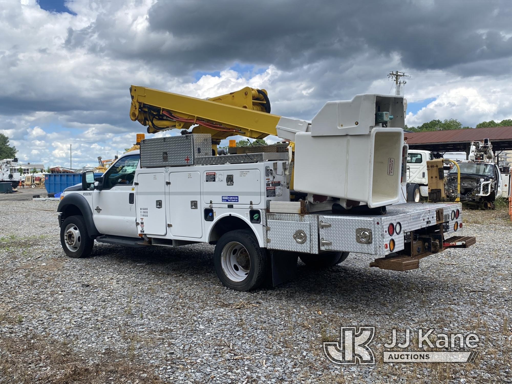 (Mount Airy, NC) Altec AT40-MH, Material Handling Bucket Truck mounted behind cab on 2013 Ford F550