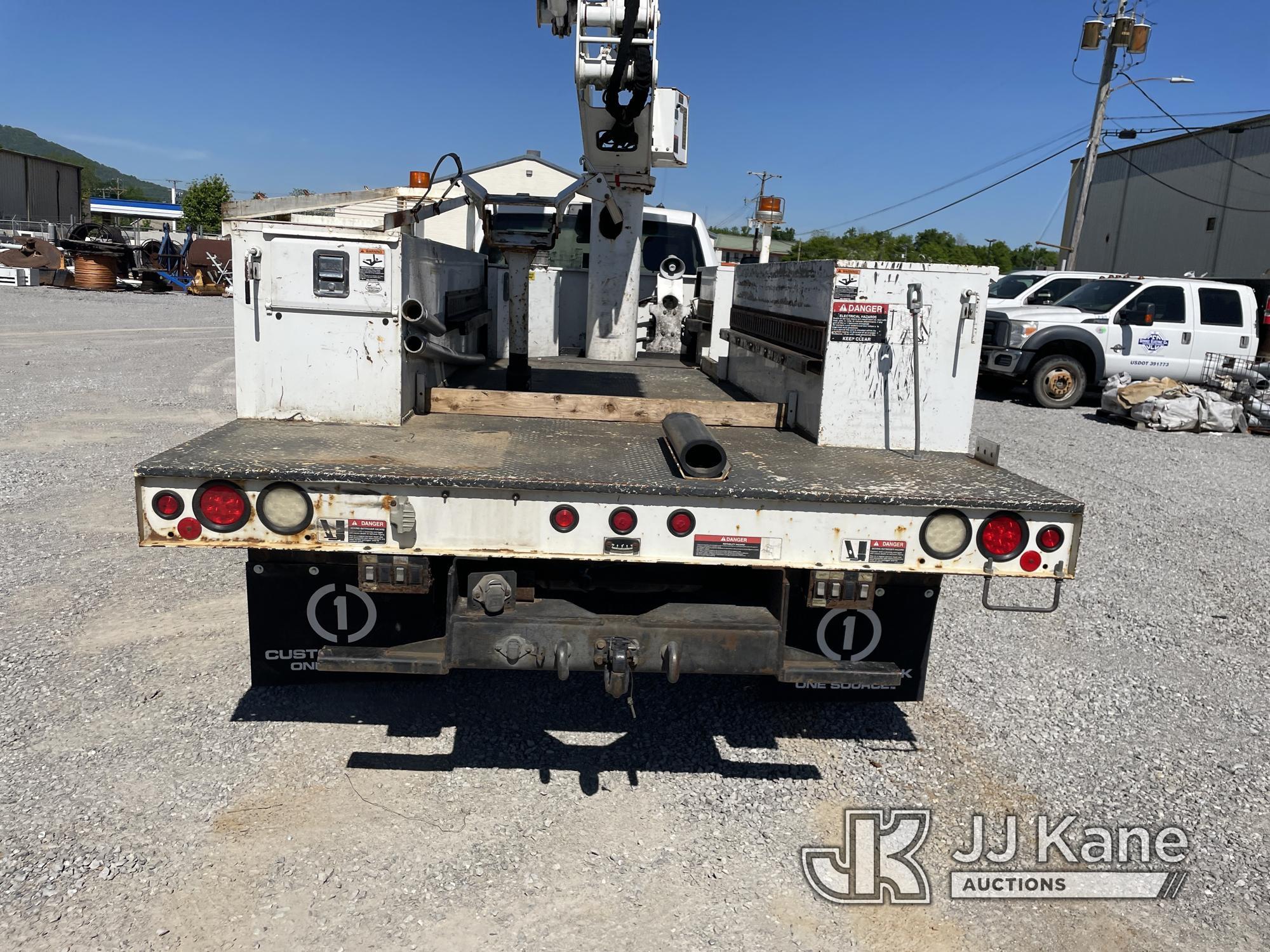 (Chattanooga, TN) Altec AT40M, Articulating & Telescopic Material Handling Bucket Truck mounted behi