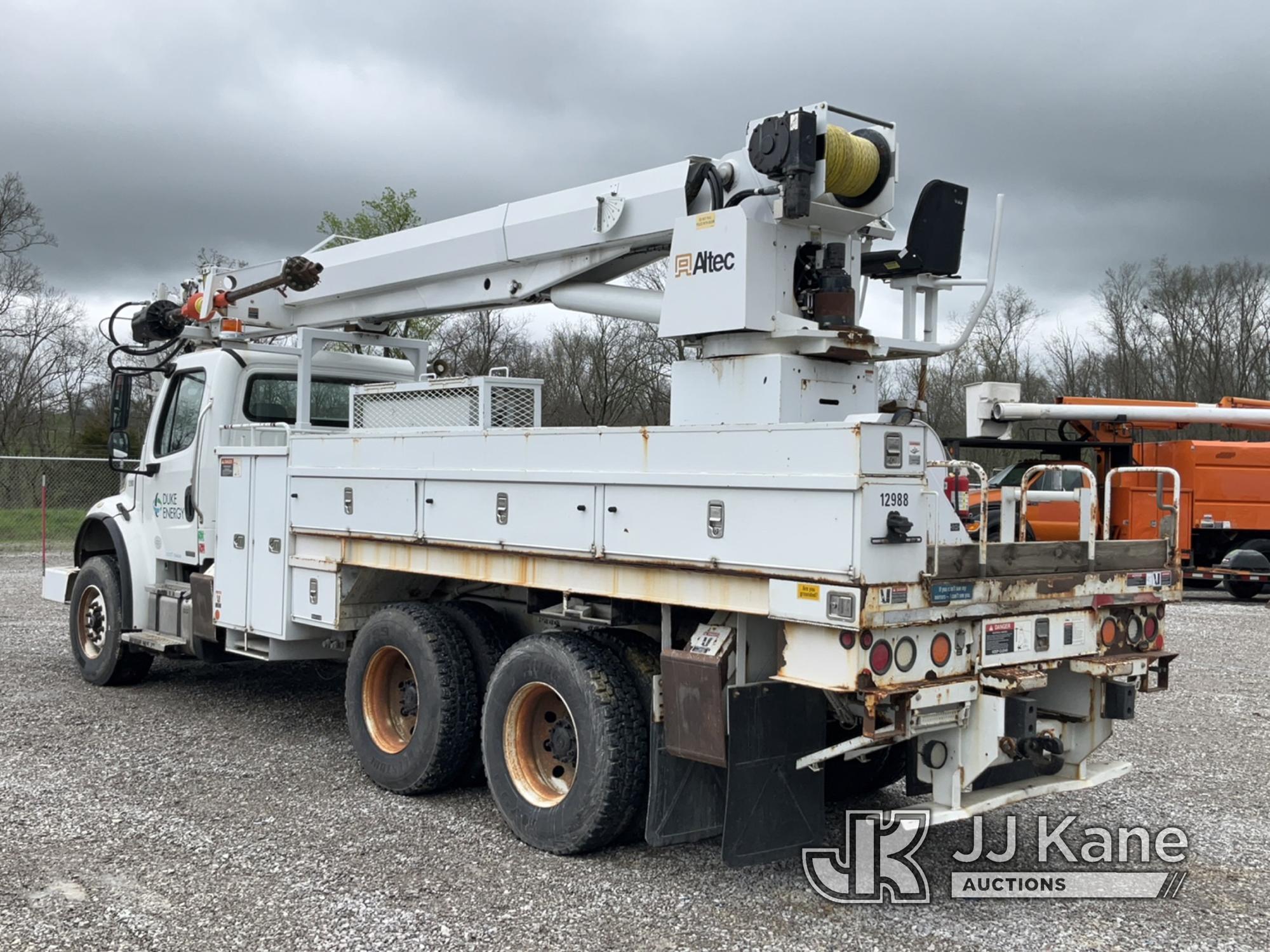 (Verona, KY) Altec D3060A-TR, Digger Derrick rear mounted on 2012 Freightliner M2 106 T/A Flatbed/Ut