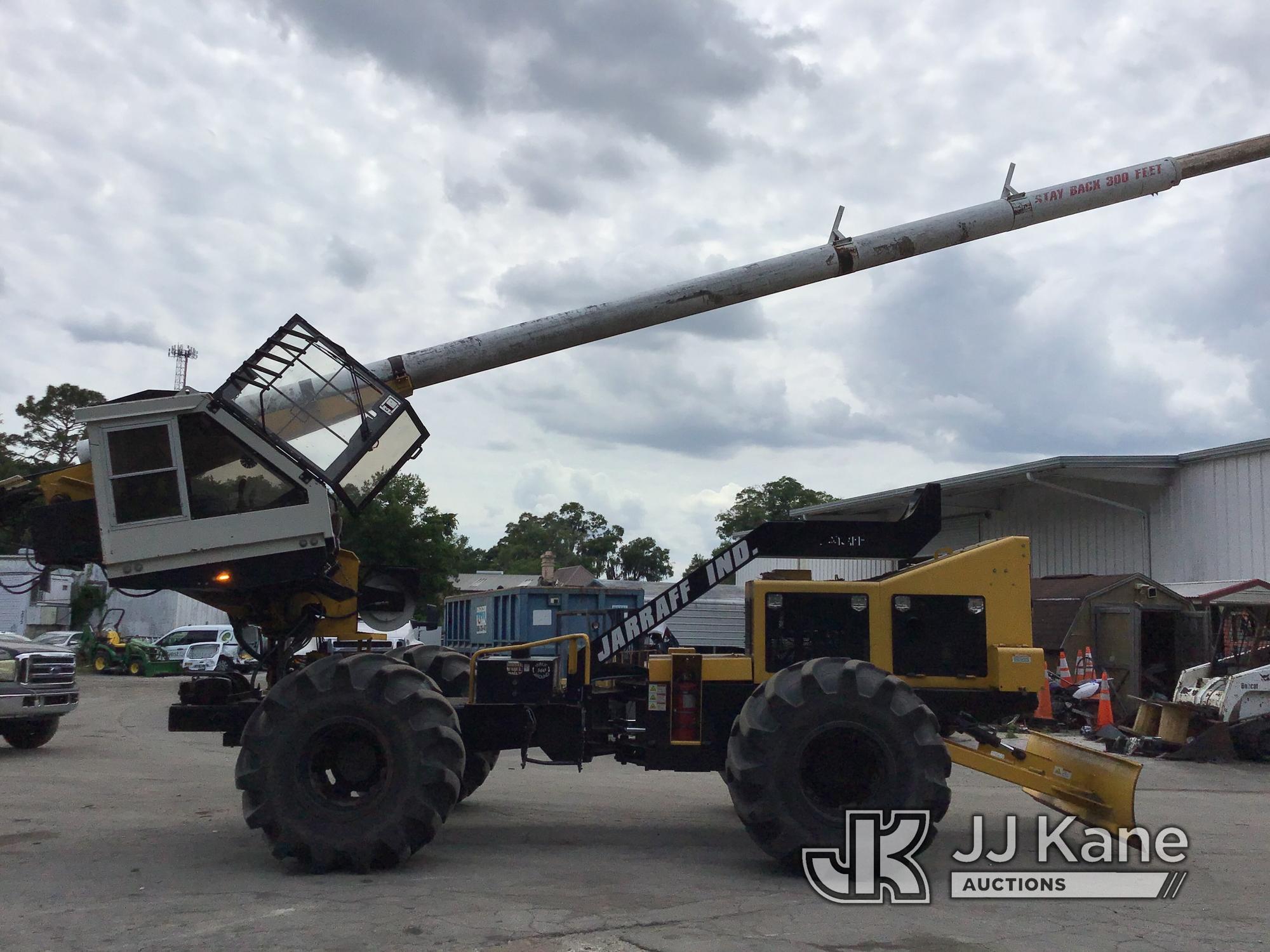 (Ocala, FL) 2016 Jarraff 74 ft. 4WD Telescopic Insulated Tree Saw Runs, Moves) (Missing Cutting blad