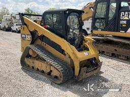 (Verona, KY) 2019 Caterpillar 299D2XHP Skid Steer Loader Runs, Moves & Operates) (Derated, DEF Syste