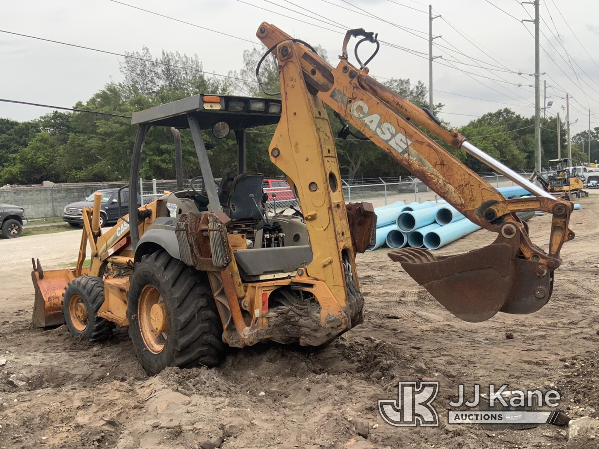 (Fort Pierce, FL) Case 580SM Tractor Loader Backhoe Not Running, Condition Unknown)( Dash Apart, Bat