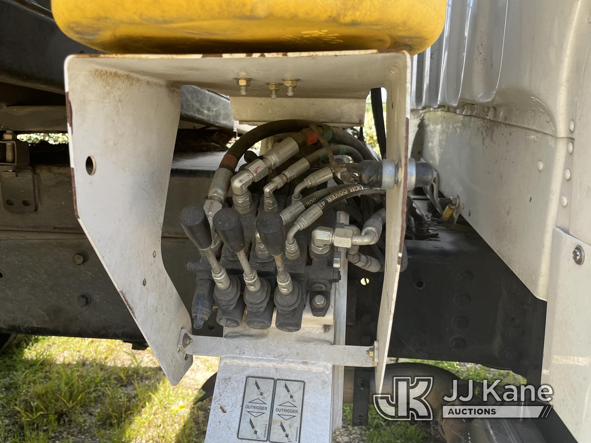 (Jacksonville, FL) Altec LR760E70, Over-Center Bucket Truck rear mounted on 2020 Freightliner M2 Fla