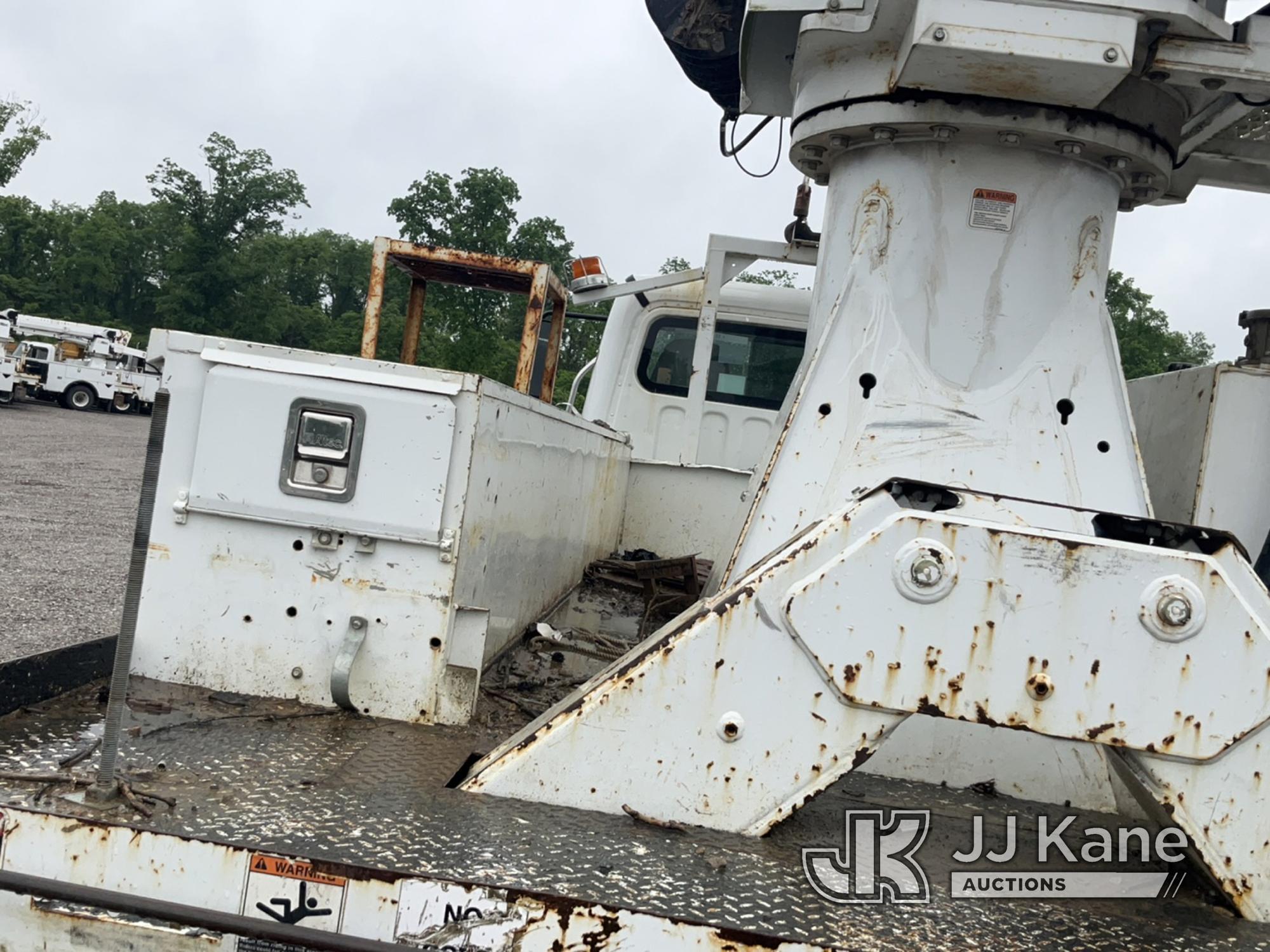 (Verona, KY) Altec DC47TR, Digger Derrick rear mounted on 2017 Freightliner M2 106 4x4 Utility Truck