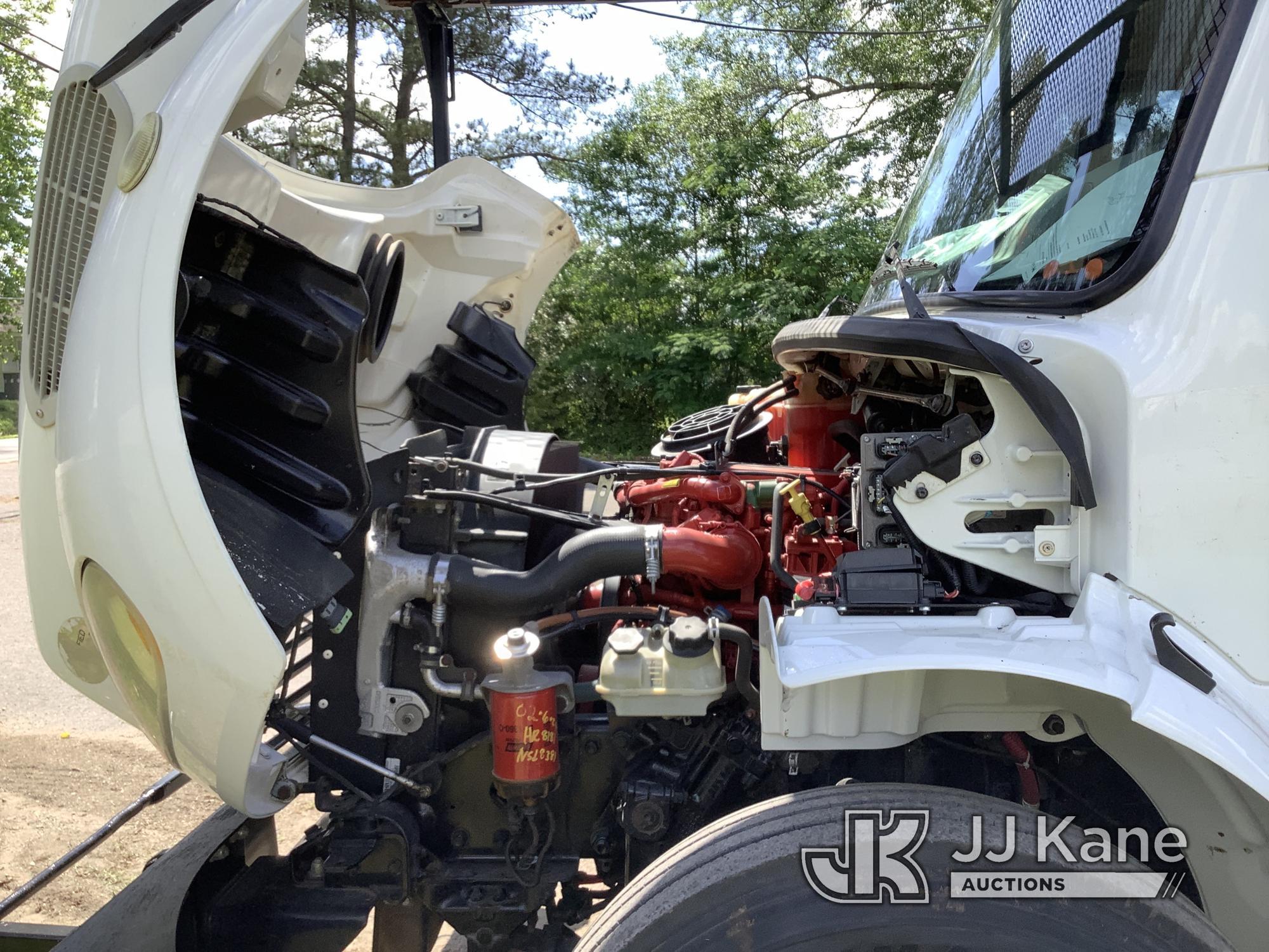 (Graysville, AL) Altec AA55-MH, Material Handling Bucket Truck rear mounted on 2016 Freightliner M2