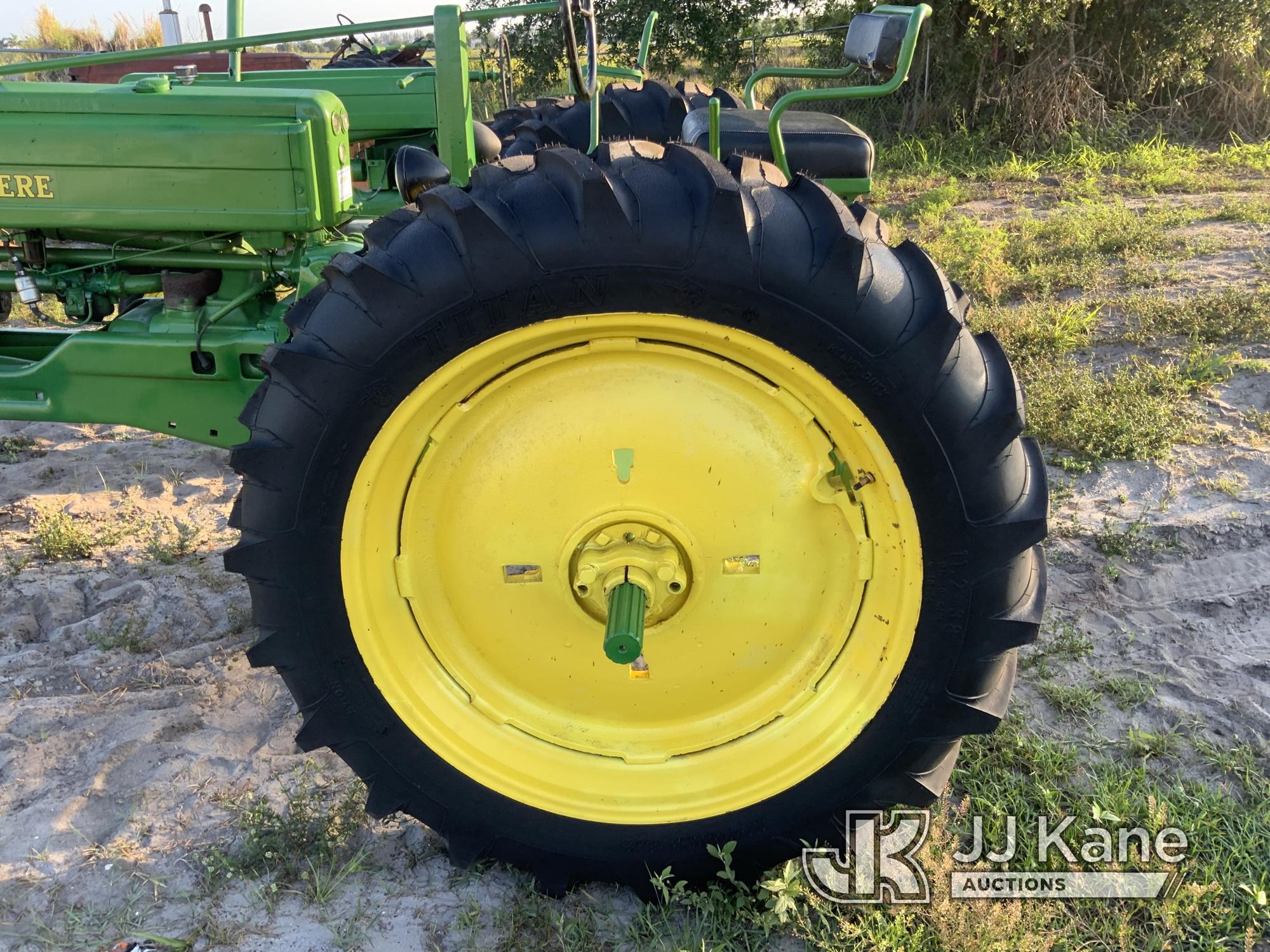 (Westlake, FL) 1948 John Deere Model B Utility Tractor Not Running, Condition Unknown.  (Seller Stat