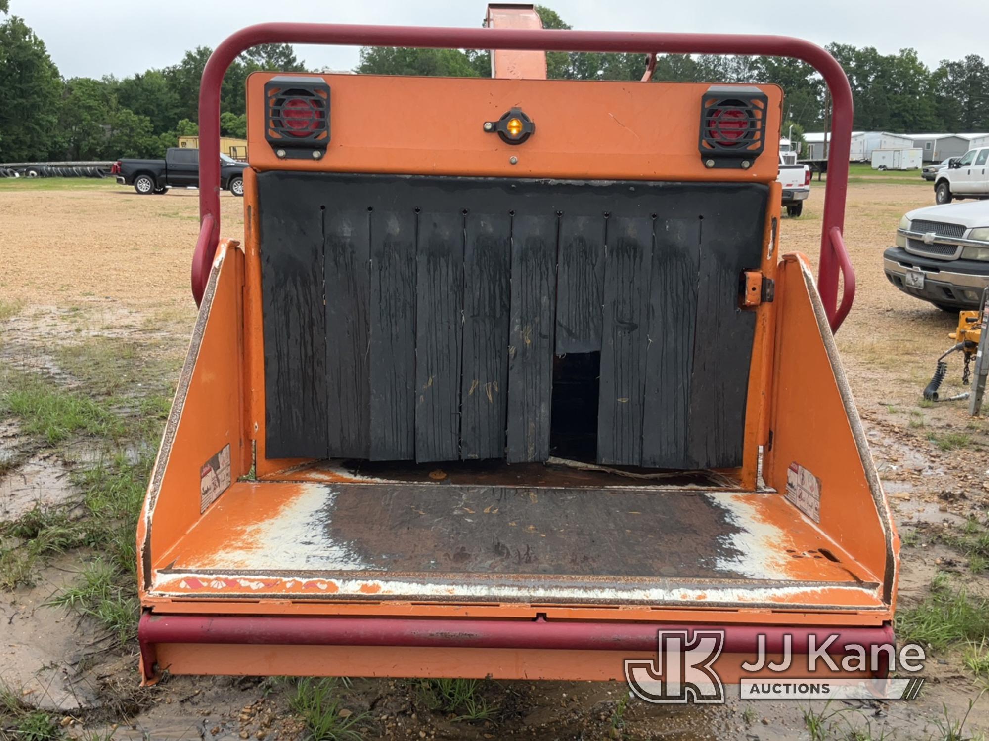 (Byram, MS) 2015 Vermeer BC1000XL Chipper (12in Drum), trailer mtd Not Running, No Power to Starter,