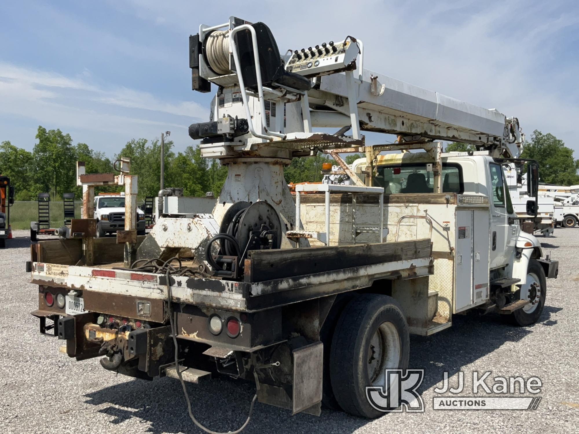 (Verona, KY) Altec DM47-TR, Digger Derrick rear mounted on 2008 International 4300 Flatbed/Utility T