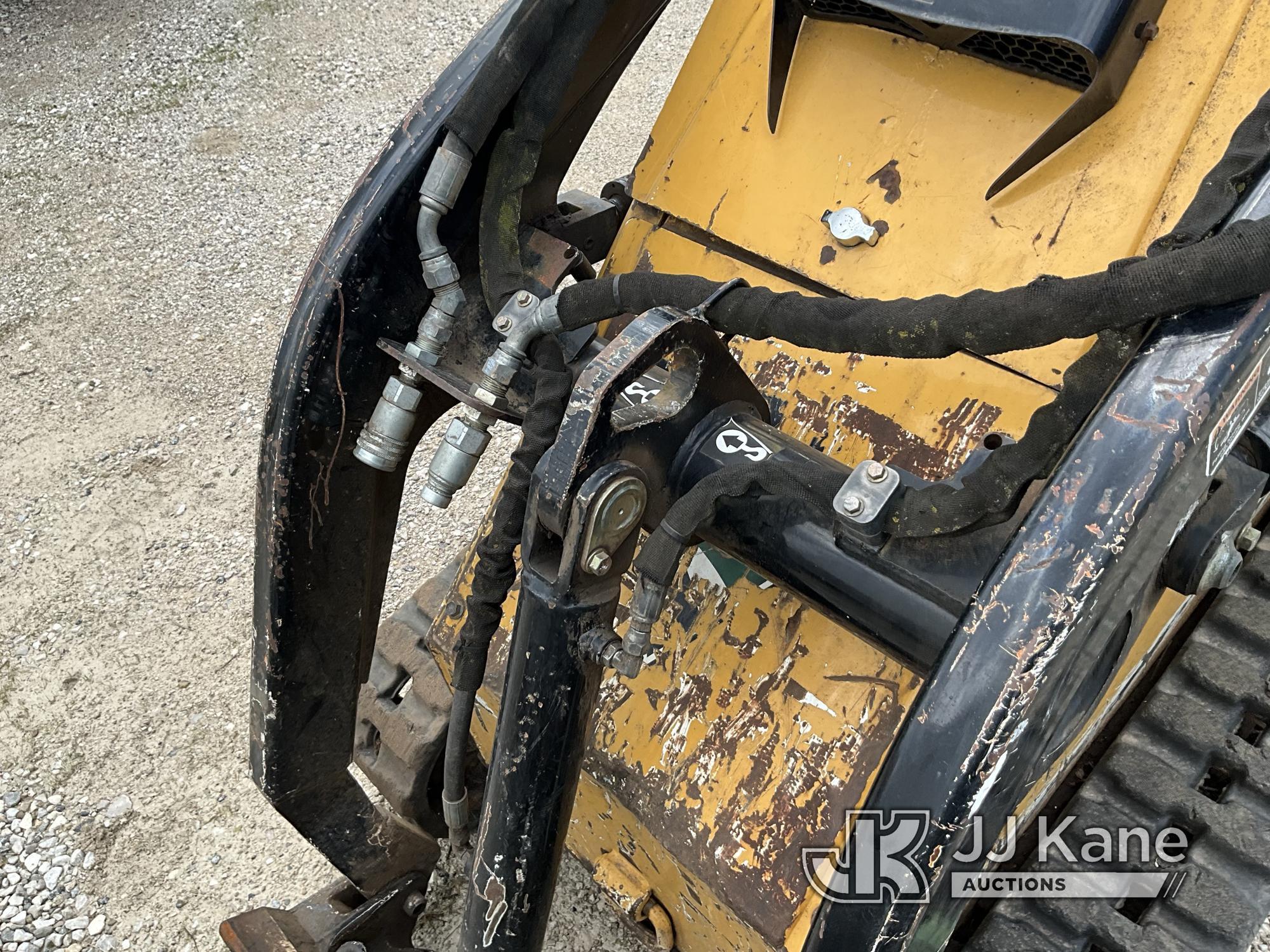 (Elizabethtown, KY) 2013 Vermeer S650TX Walk-Behind Crawler Skid Steer Loader Not Running, Condition