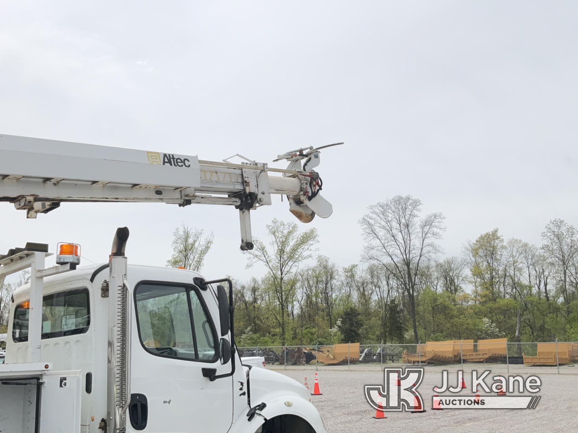 (Verona, KY) Altec DC47-TR, Digger Derrick rear mounted on 2016 Freightliner M2 106 4x4 Utility Truc
