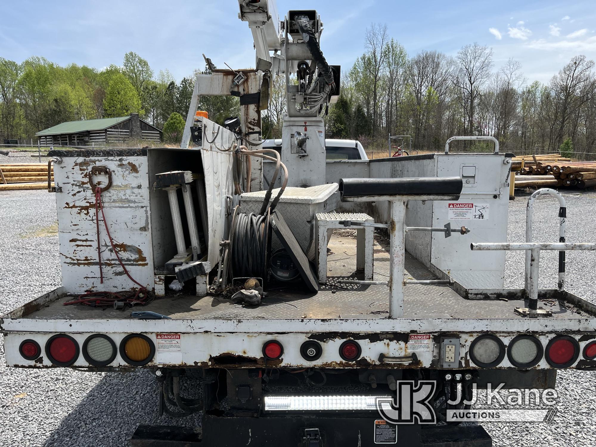 (Scottsville, KY) HiRanger/Terex TL37-M, Articulating & Telescopic Material Handling Bucket Truck mo