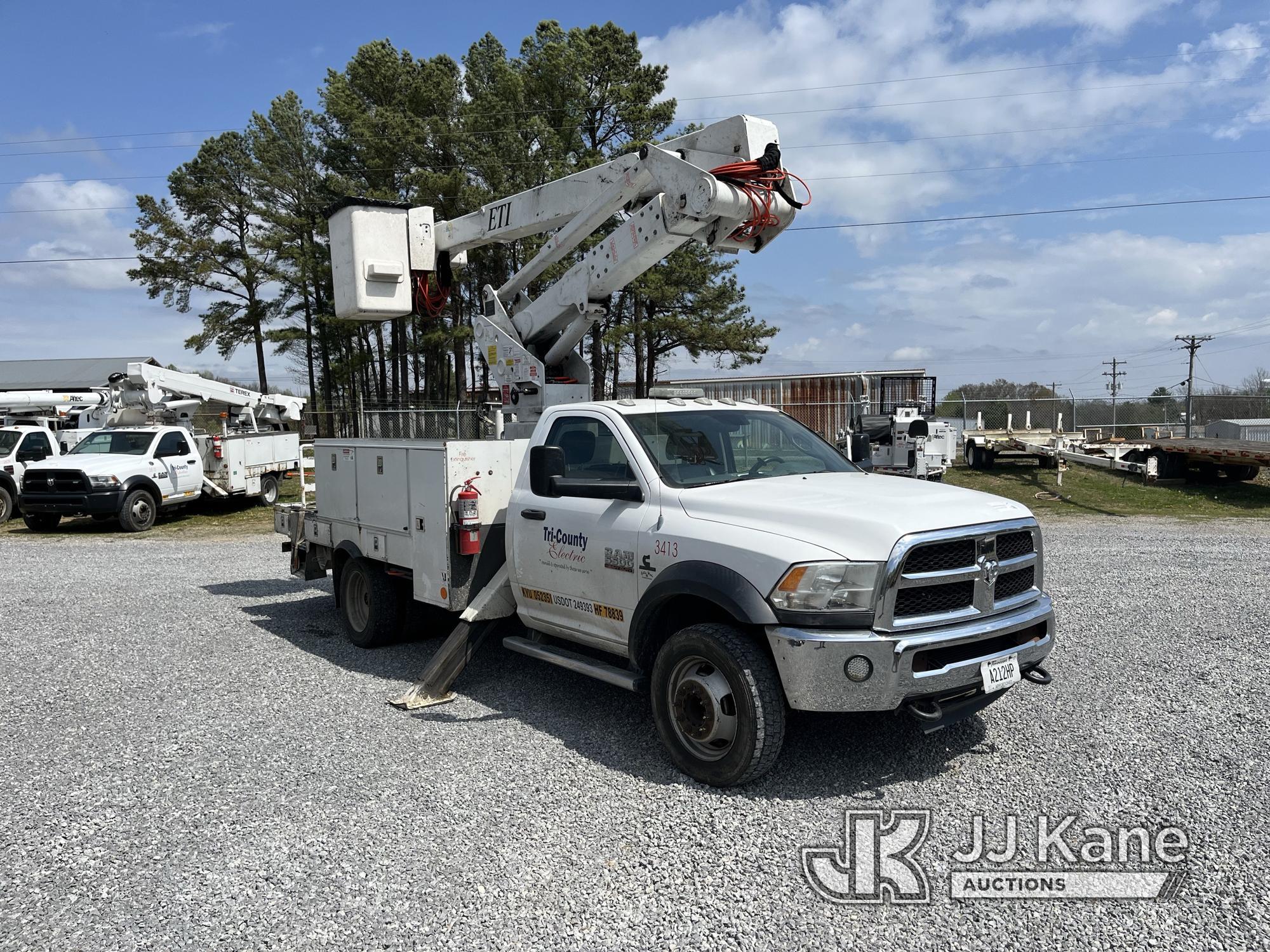 (Scottsville, KY) ETI ETOMH37-IH, Articulating & Telescopic Material Handling Bucket Truck mounted b