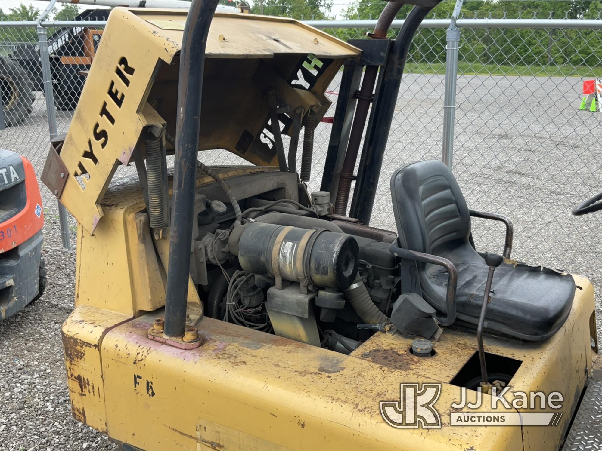 (Verona, KY) Hyster S150A Solid Tired Forklift Runs & Operates) (Tank Not Included) (BUYER MUST LOAD