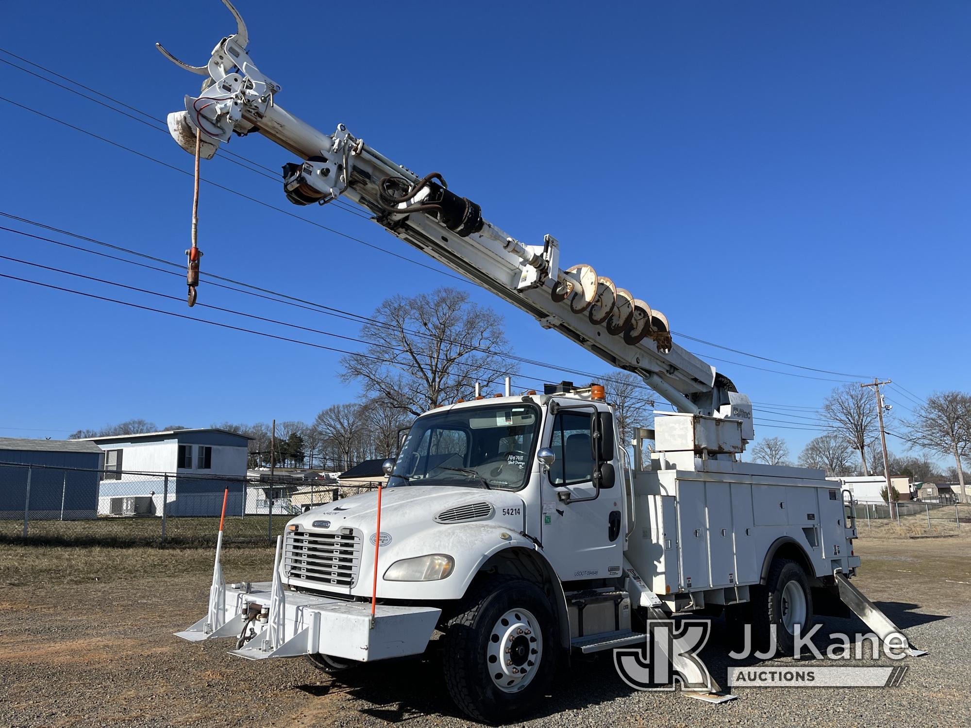 (Charlotte, NC) Altec DM47-B, Digger Derrick , 2009 Freightliner M2 106 Utility Truck Duke Unit) (Ru