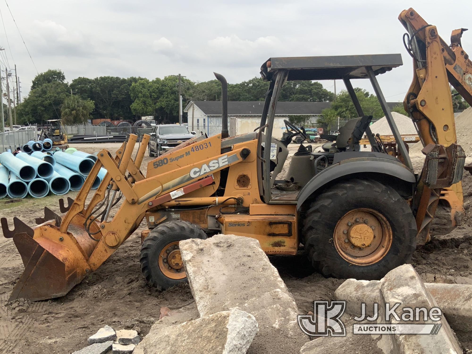 (Fort Pierce, FL) Case 580SM Tractor Loader Backhoe Not Running, Condition Unknown)( Dash Apart, Bat