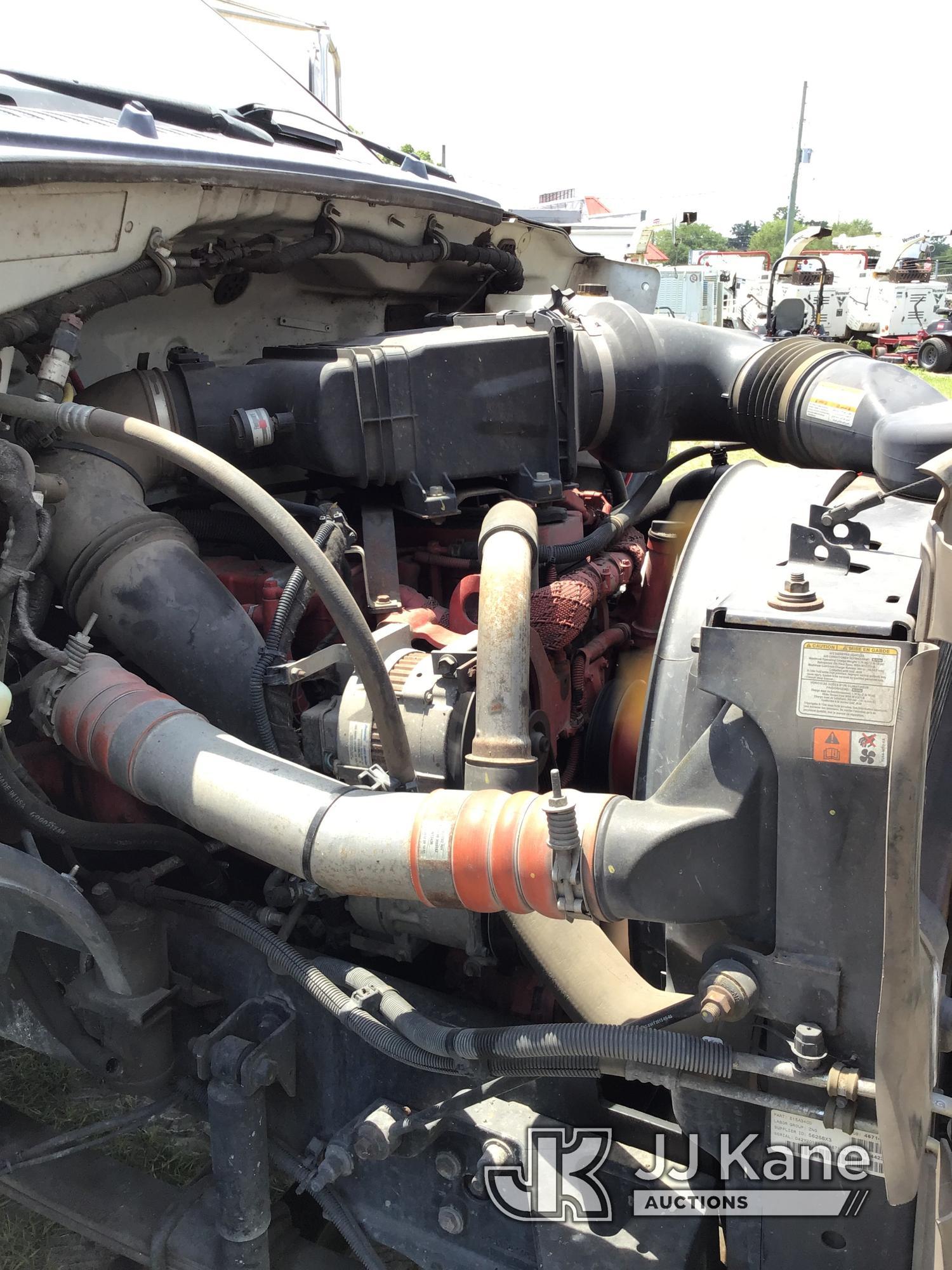 (Ocala, FL) 2012 Ford F750 Chipper Dump Truck Runs & Moves, Bed Dumps) (Minor Body Damage.