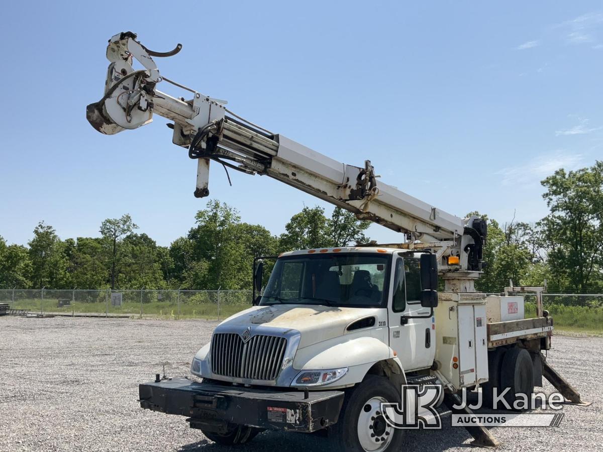 (Verona, KY) Altec DM47-TR, Digger Derrick rear mounted on 2008 International 4300 Flatbed/Utility T