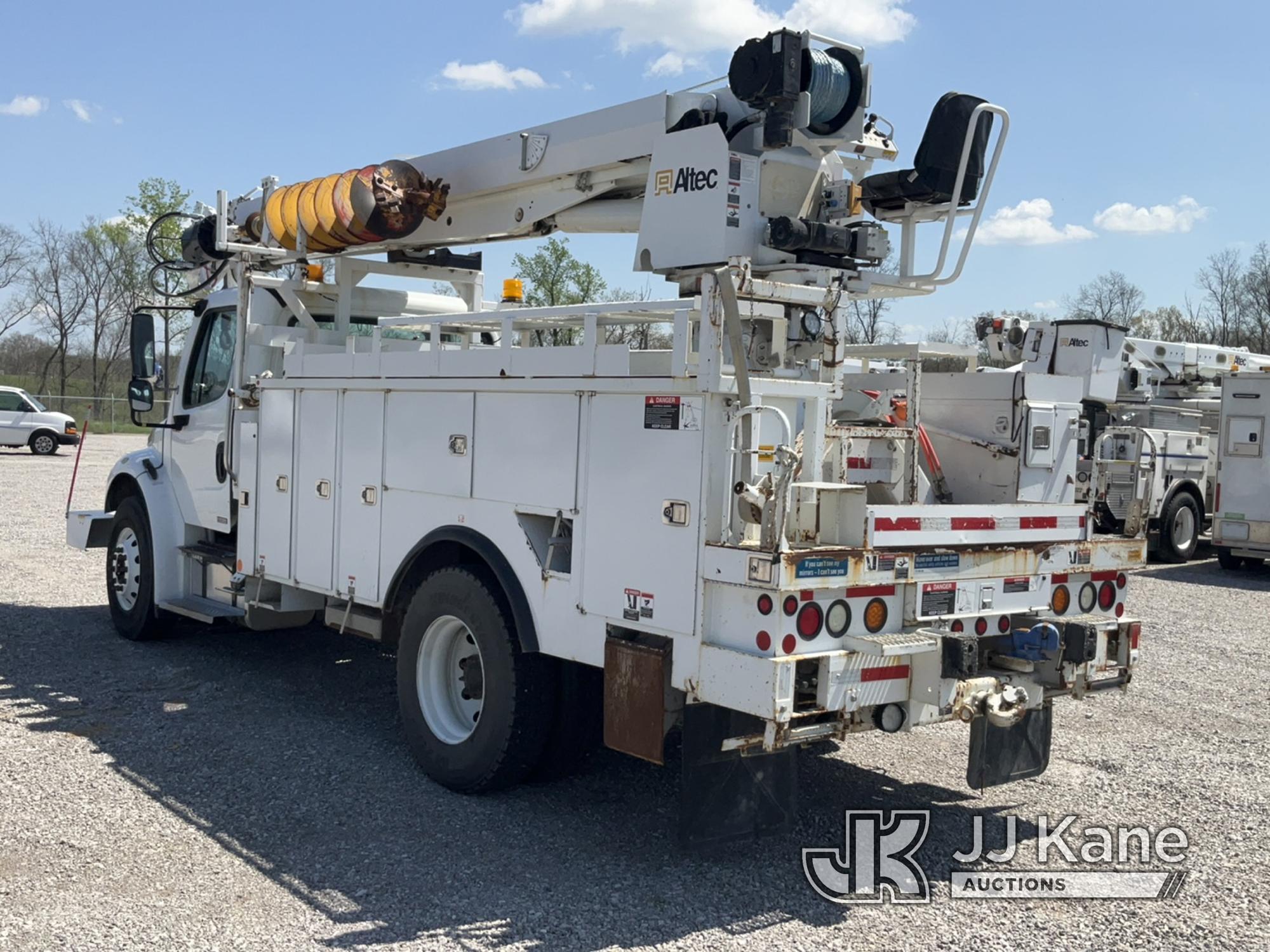 (Verona, KY) Altec DM47TR, Digger Derrick rear mounted on 2010 Freightliner M2 106 Utility Truck Run