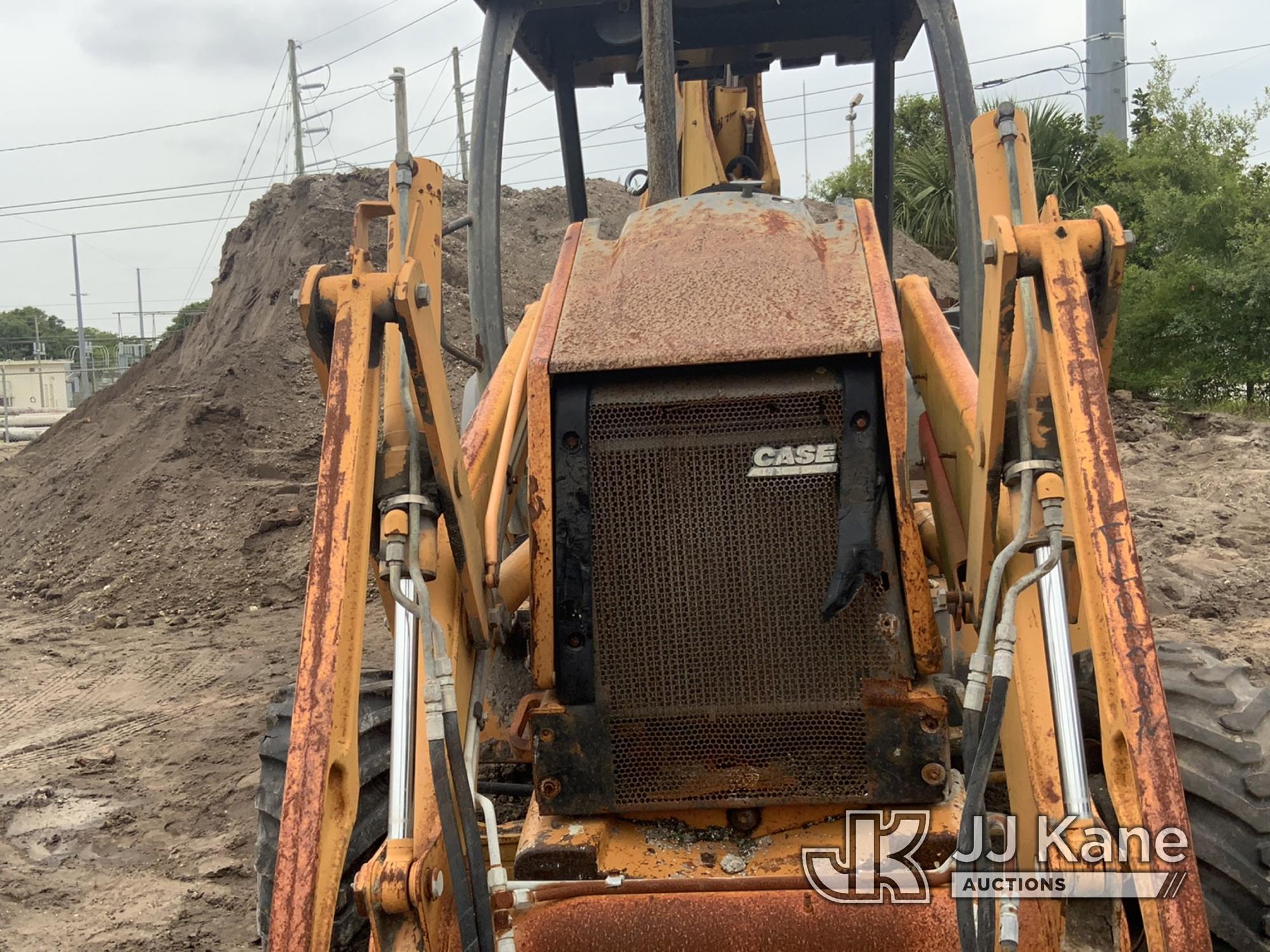 (Fort Pierce, FL) Case 580SM Tractor Loader Backhoe Not Running, Condition Unknown)( Dash Apart, Bat