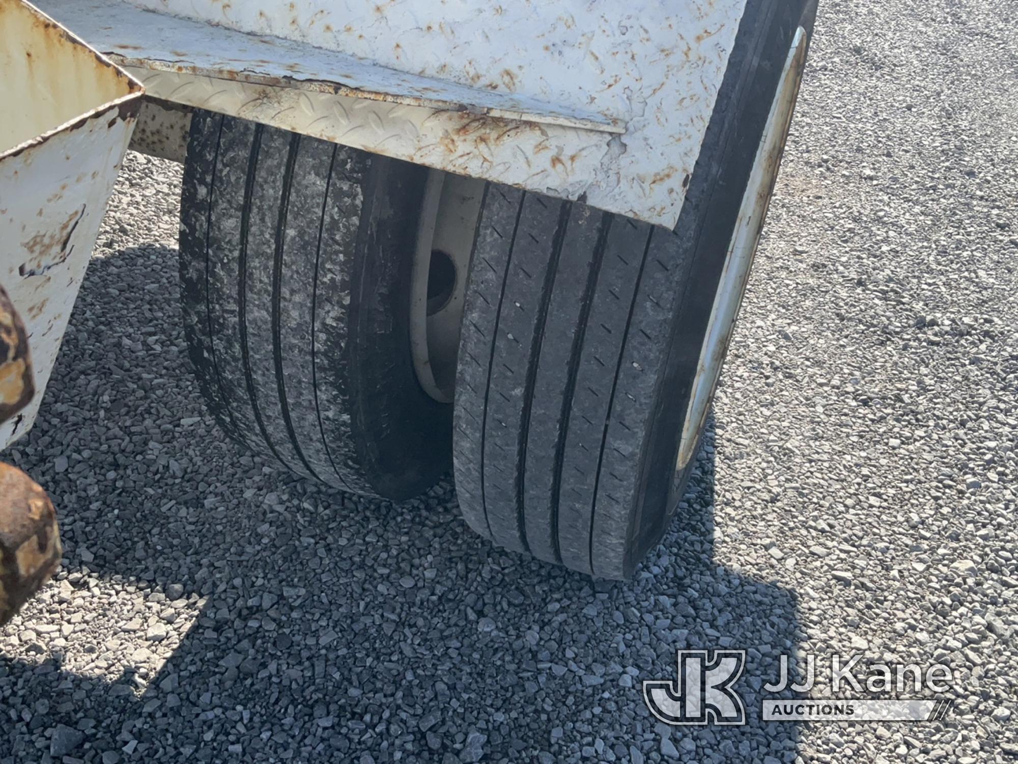 (Verona, KY) 2019 Butler BPHD-1500 Extendable Pole Trailer Rust Damage