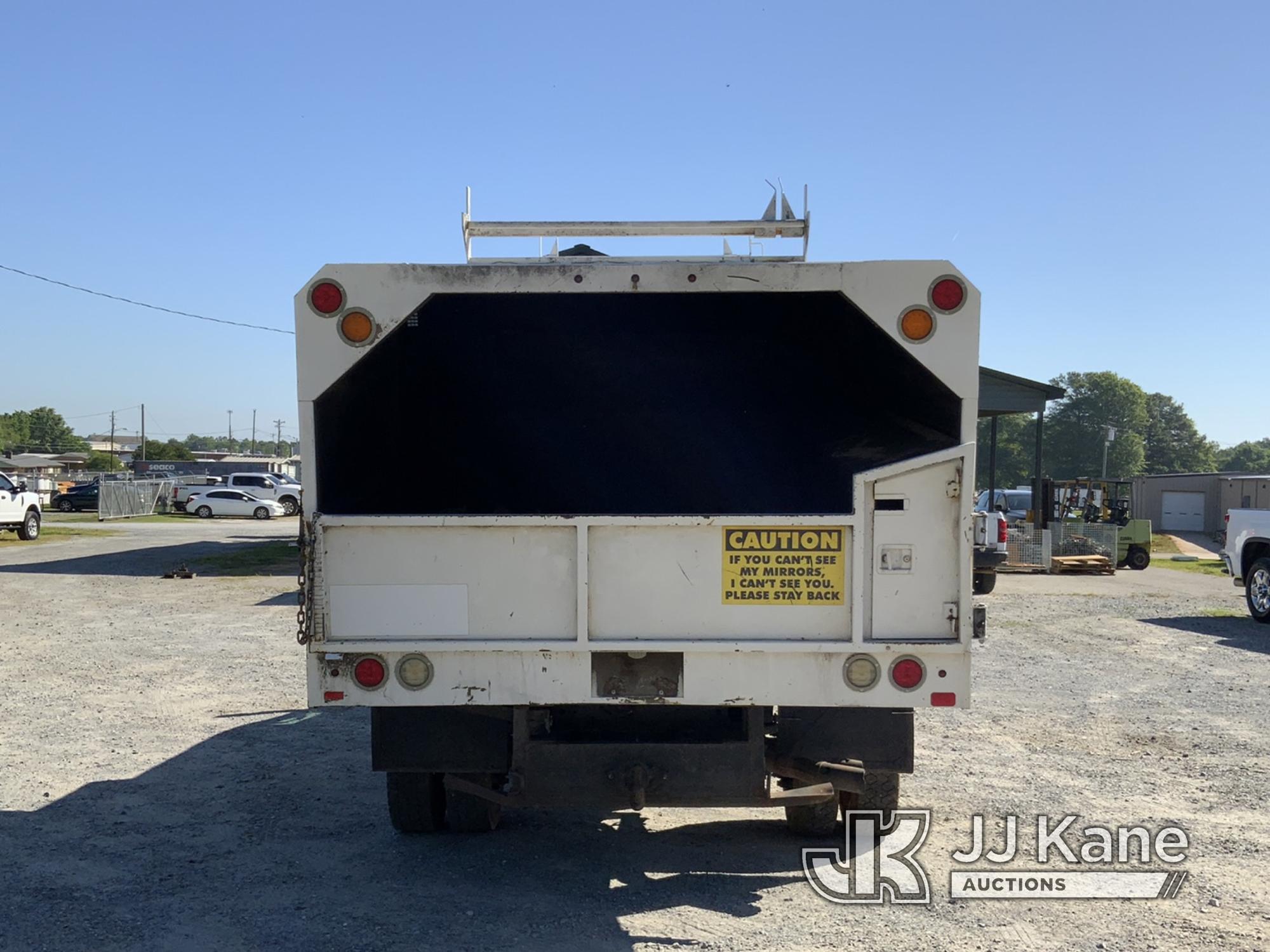 (Shelby, NC) 2015 Ford F550 4x4 Crew-Cab Chipper Dump Truck Runs, Moves & Dump Bed Operates) (Check