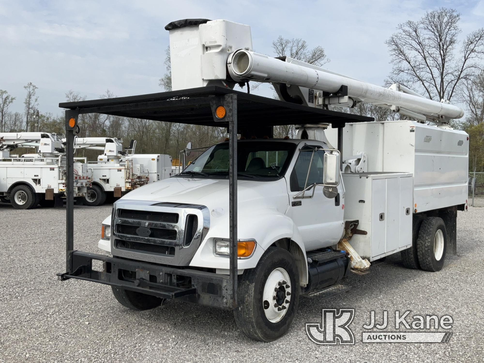 (Verona, KY) Altec LR760-E70, Over-Center Elevator Bucket Truck mounted behind cab on 2012 Ford F750