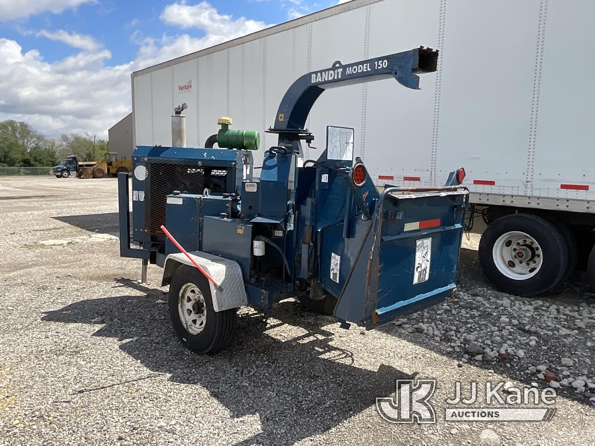 (Vincennes, IN) 2000 Bandit Industries 150XP Chipper (12in Disc), trailer mtd NO TITLE.  Sold on Bil