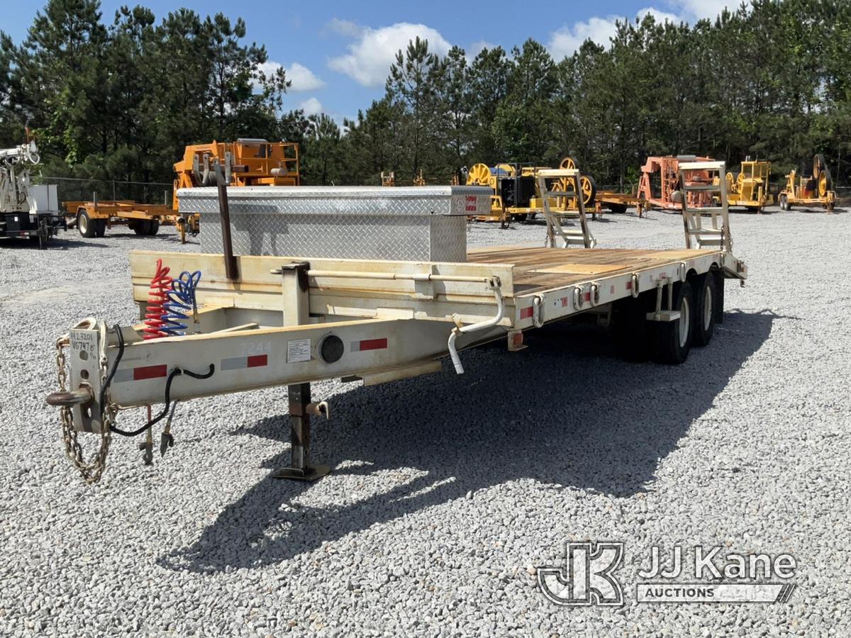 (Villa Rica, GA) 2001 Hooper T/A Tagalong Equipment Trailer