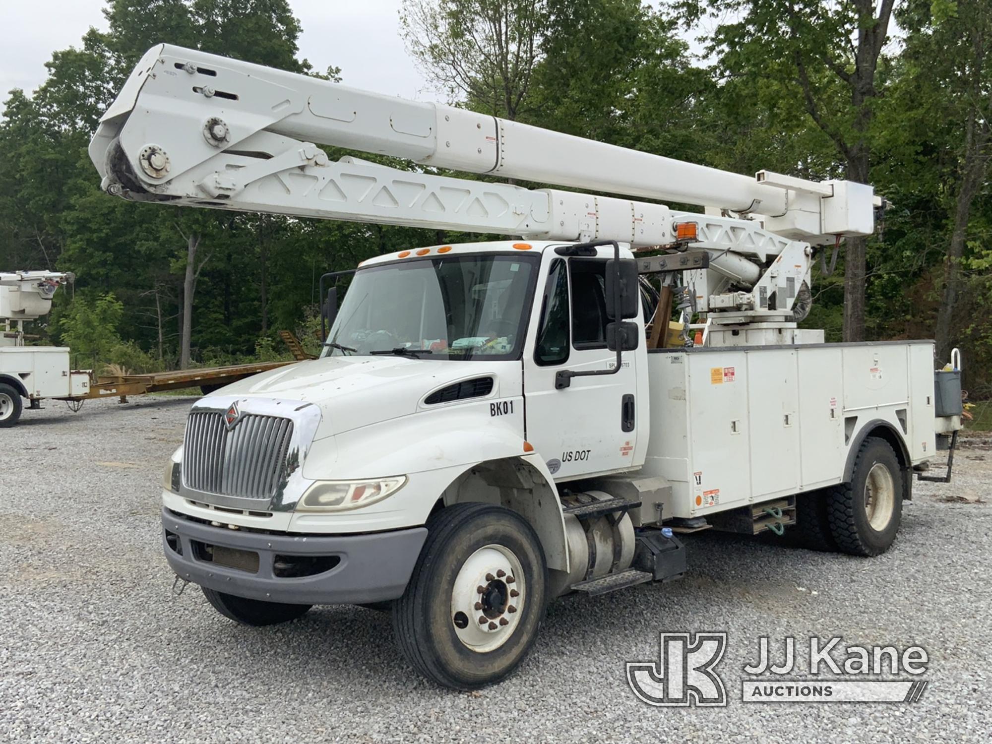 (New Tazewell, TN) Terex/Telelect Hi-Ranger HRX-55, Material Handling Bucket Truck rear mounted on 2