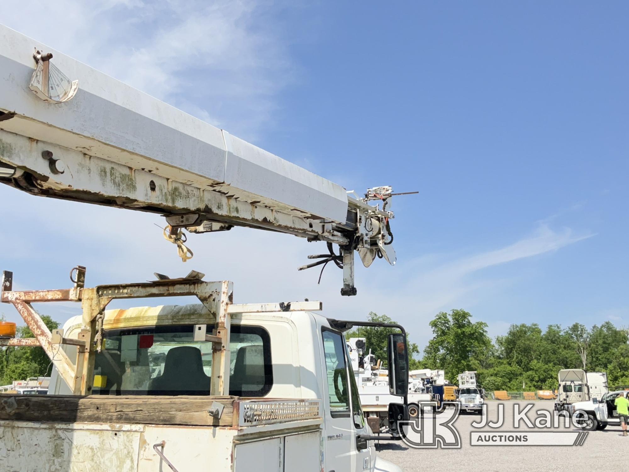 (Verona, KY) Altec DM47-TR, Digger Derrick rear mounted on 2008 International 4300 Flatbed/Utility T