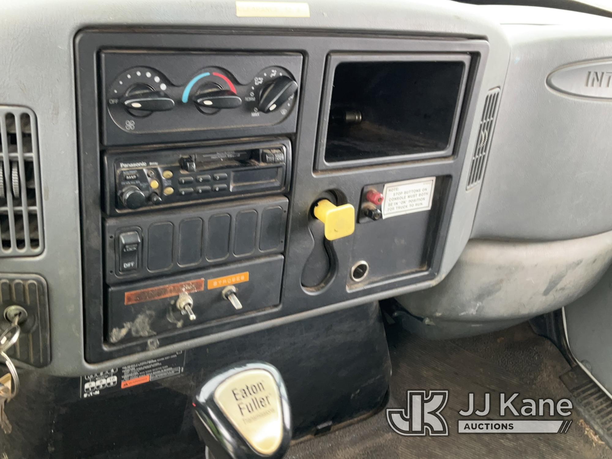 (Verona, KY) National 568D, Hydraulic Truck Crane mounted behind cab on 2004 International 4400 Flat