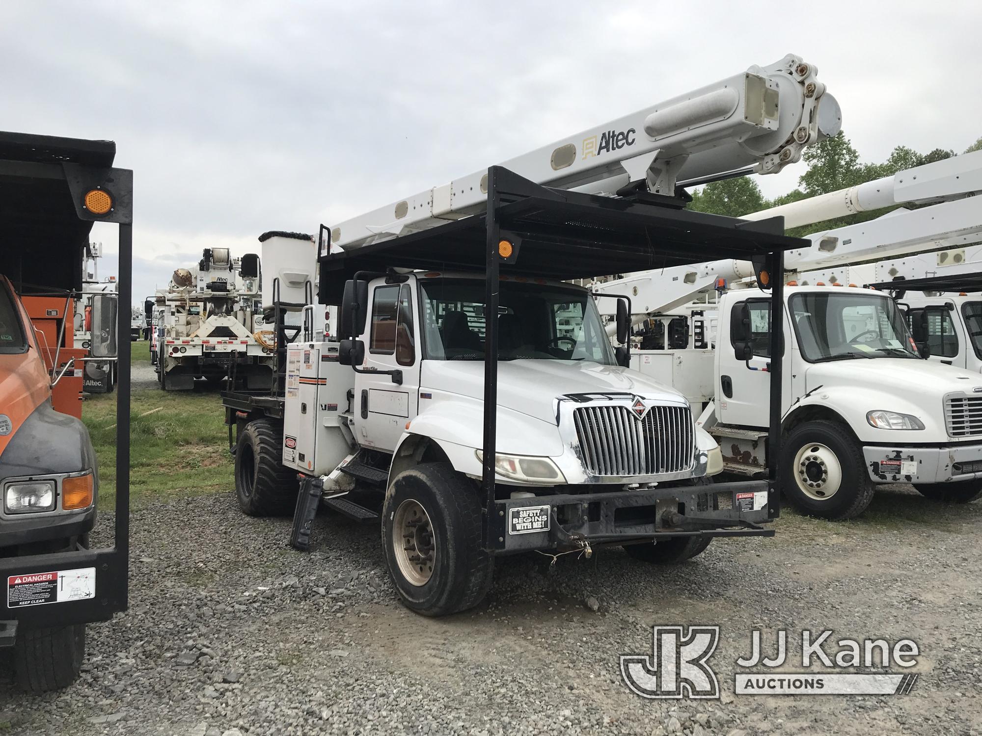 (Mount Airy, NC) Altec LR758RM, Over-Center Bucket Truck rear mounted on 2013 International 4300 Fla