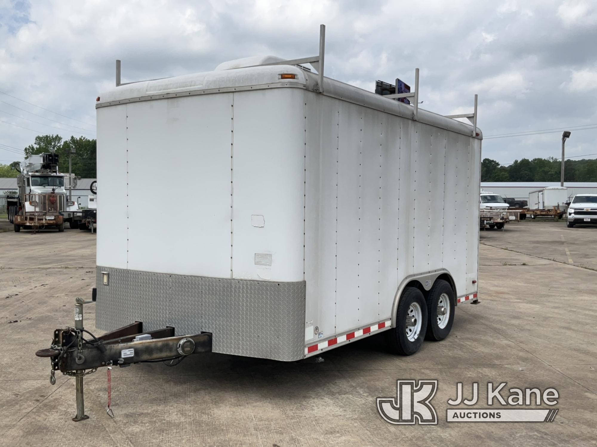 (Conway, AR) 2008 Pace Enclosed Cargo Trailer 7-way trailer RV plug.